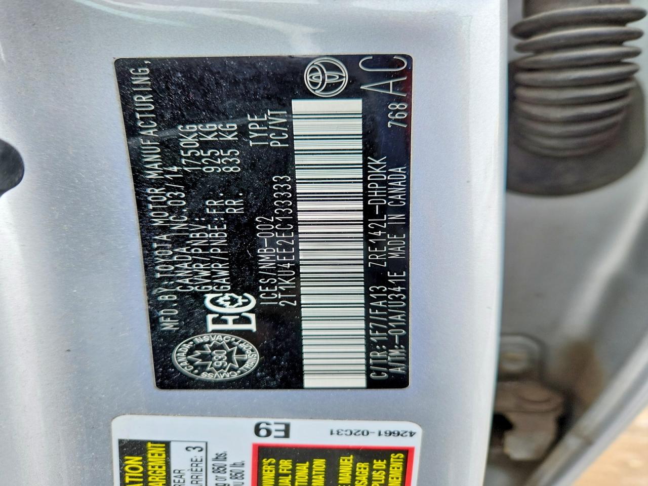 2014 Toyota Matrix Base Silver vin: 2T1KU4EE2EC133333