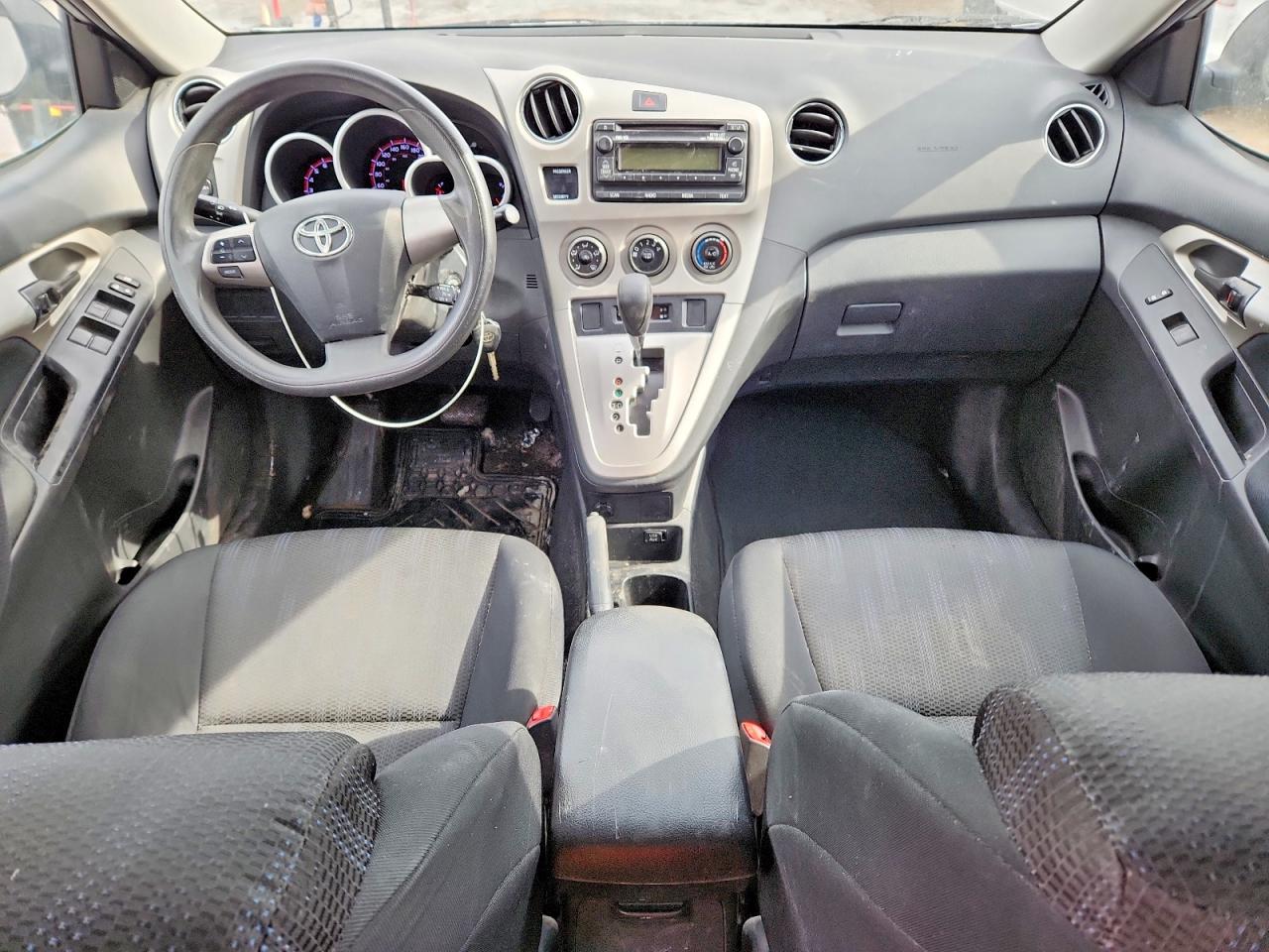 2014 Toyota Matrix Base Silver vin: 2T1KU4EE2EC133333