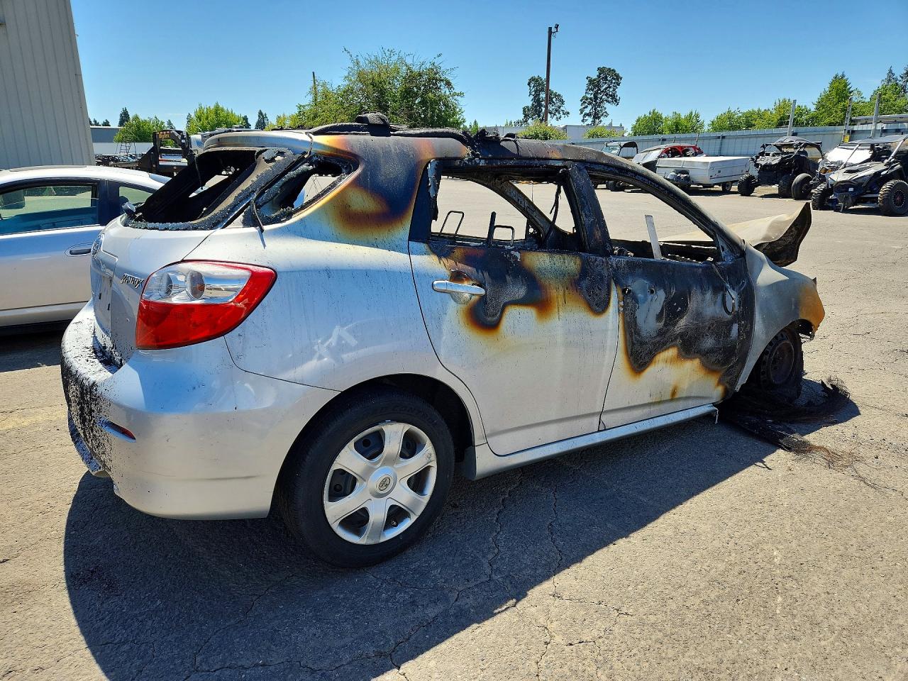 2010 Toyota Matrix Base Burn vin: 2T1KU4EE3AC295949