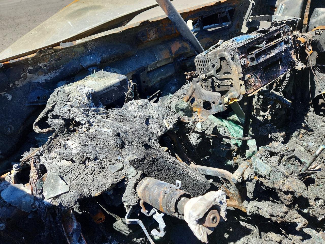 2010 Toyota Matrix Base Burn vin: 2T1KU4EE3AC295949