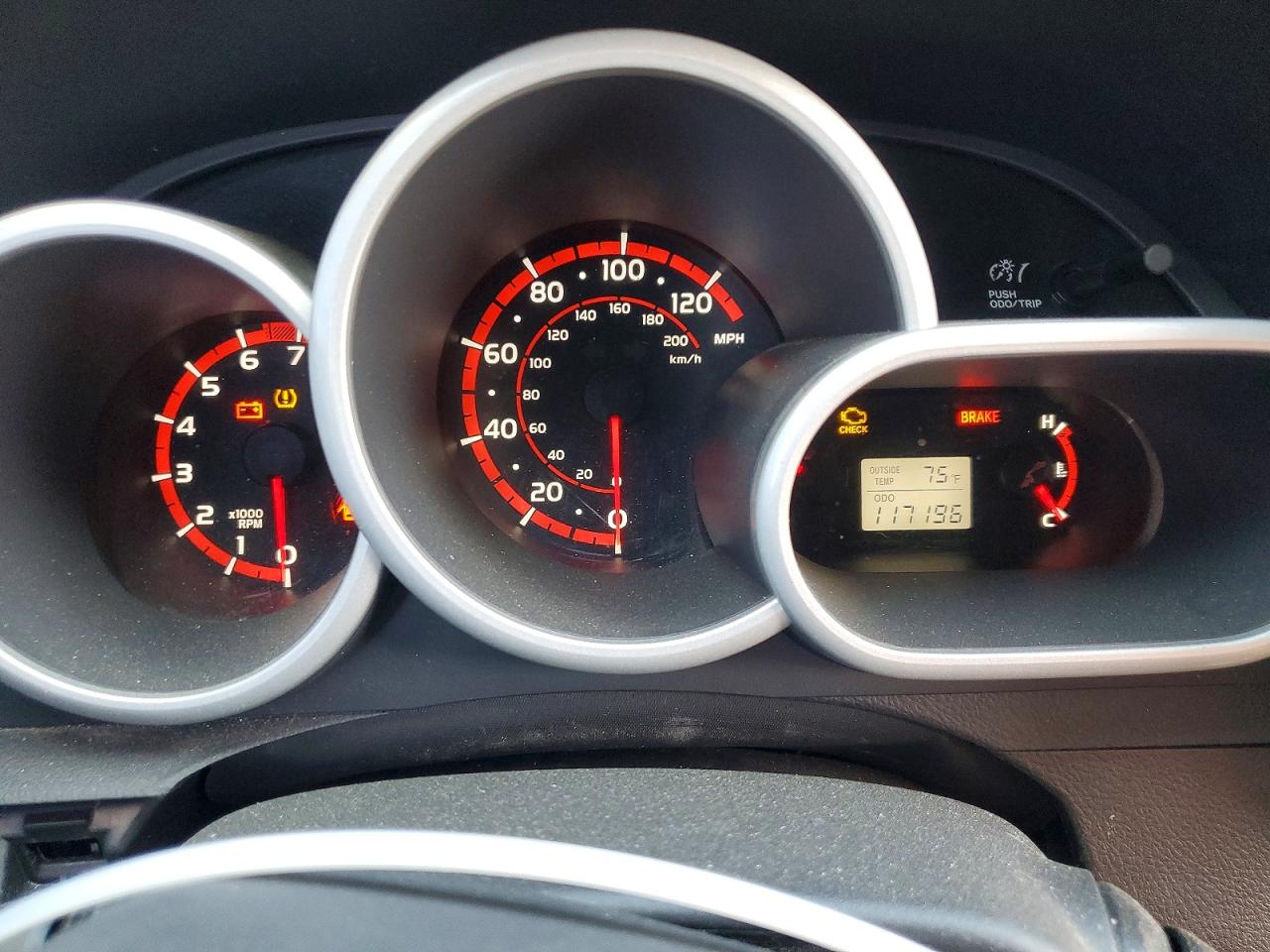 2010 Toyota Matrix Silver vin: 2T1KU4EE3AC419119