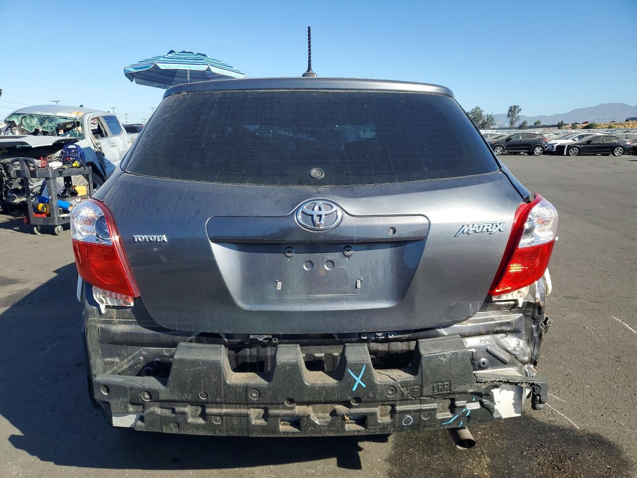 2010 Toyota Matrix Silver vin: 2T1KU4EE3AC419119
