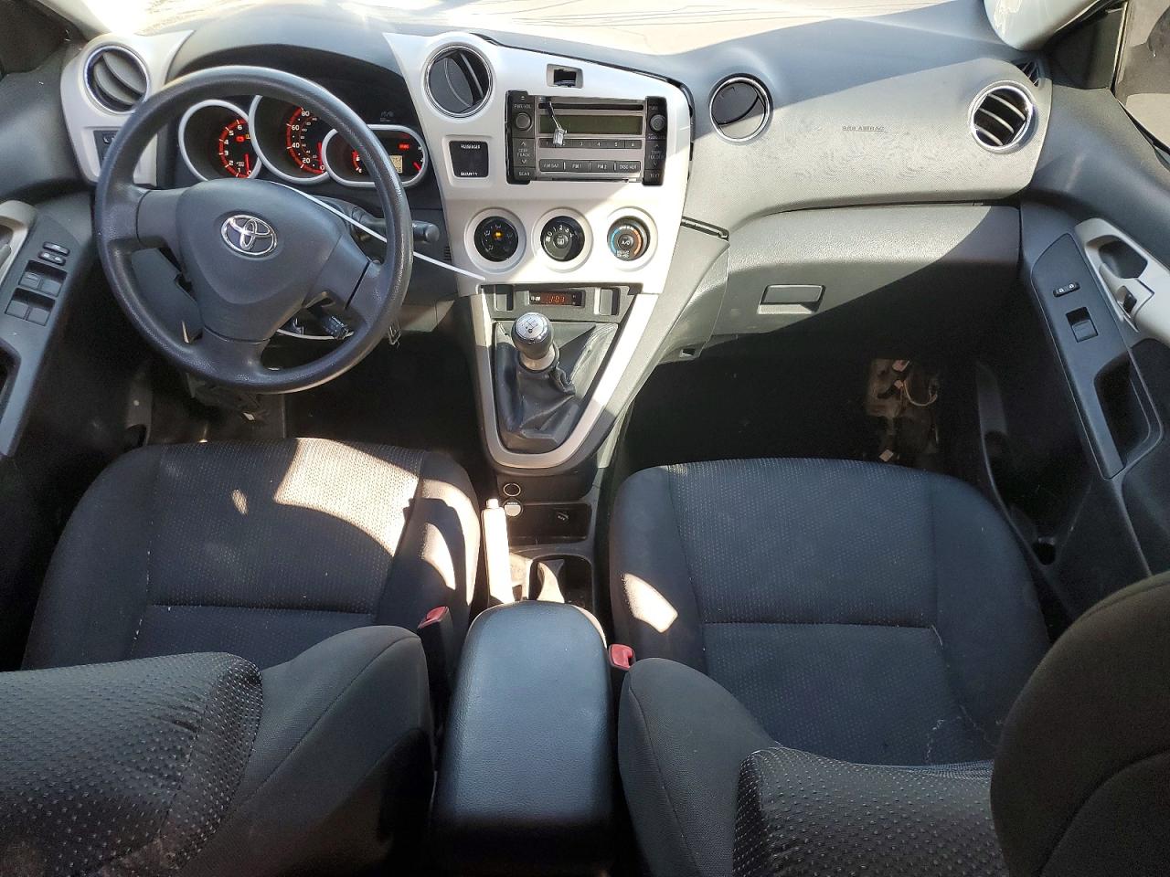 2010 Toyota Matrix Silver vin: 2T1KU4EE3AC419119