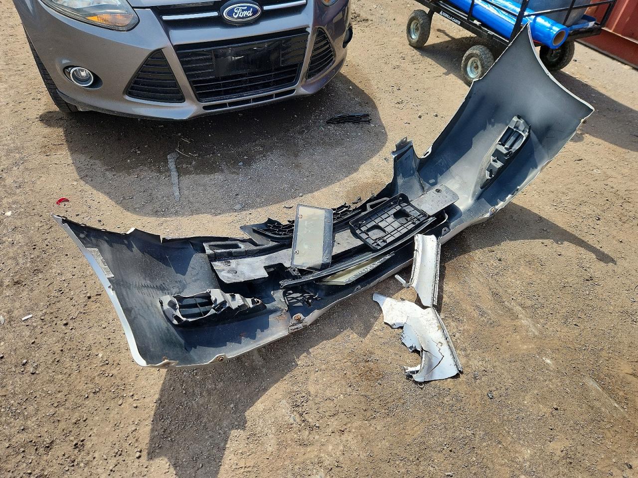 2011 Toyota Matrix Base Silver vin: 2T1KU4EE3BC629897