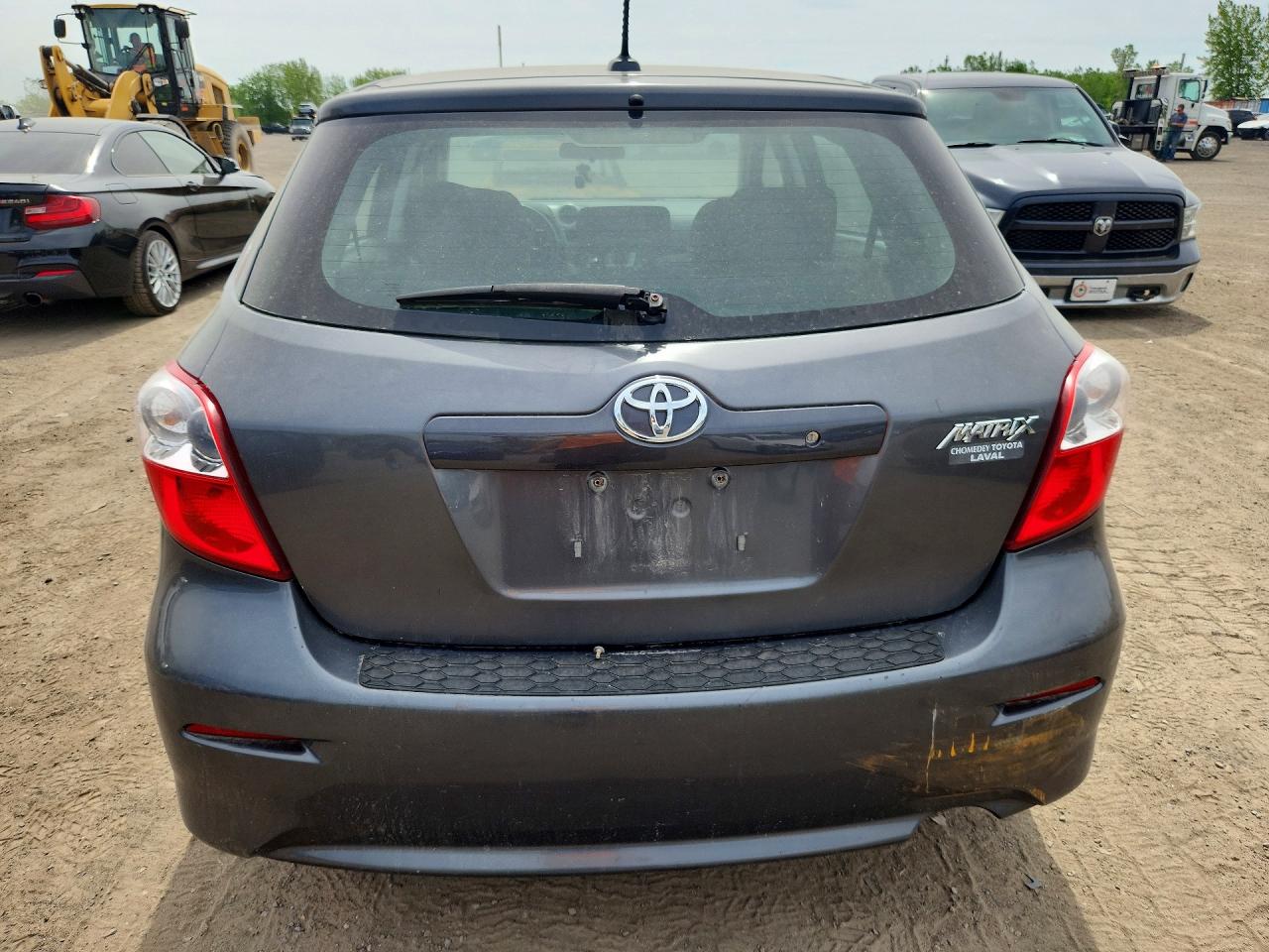 2011 Toyota Matrix Base Серый vin: 2T1KU4EE3BC655531