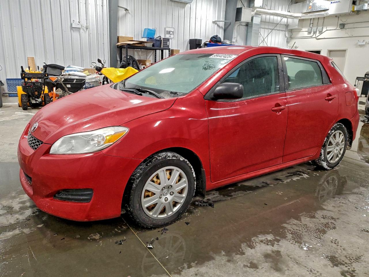 2014 Toyota Matrix Base Red vin: 2T1KU4EE4EC131101