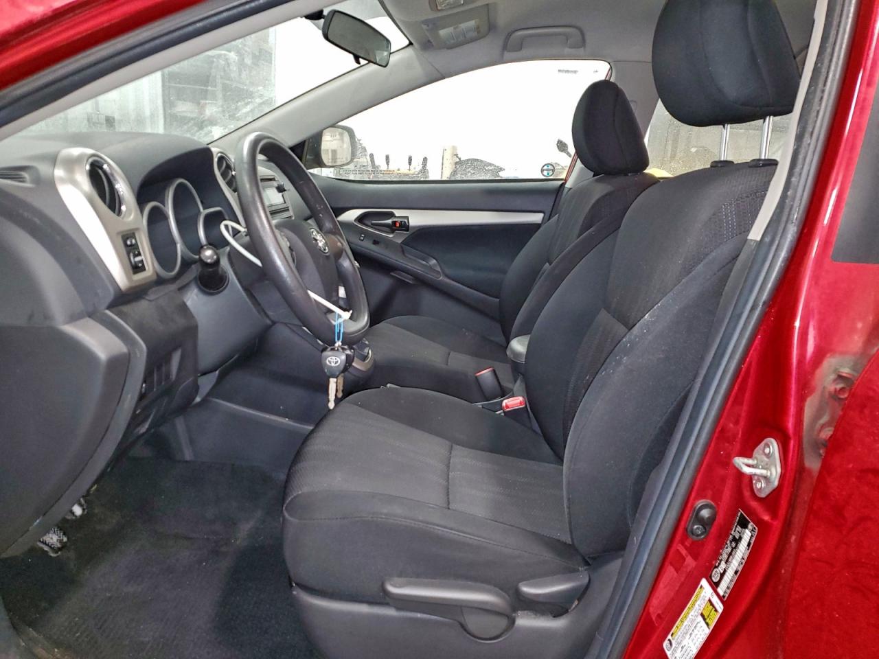 2014 Toyota Matrix Base Red vin: 2T1KU4EE4EC131101