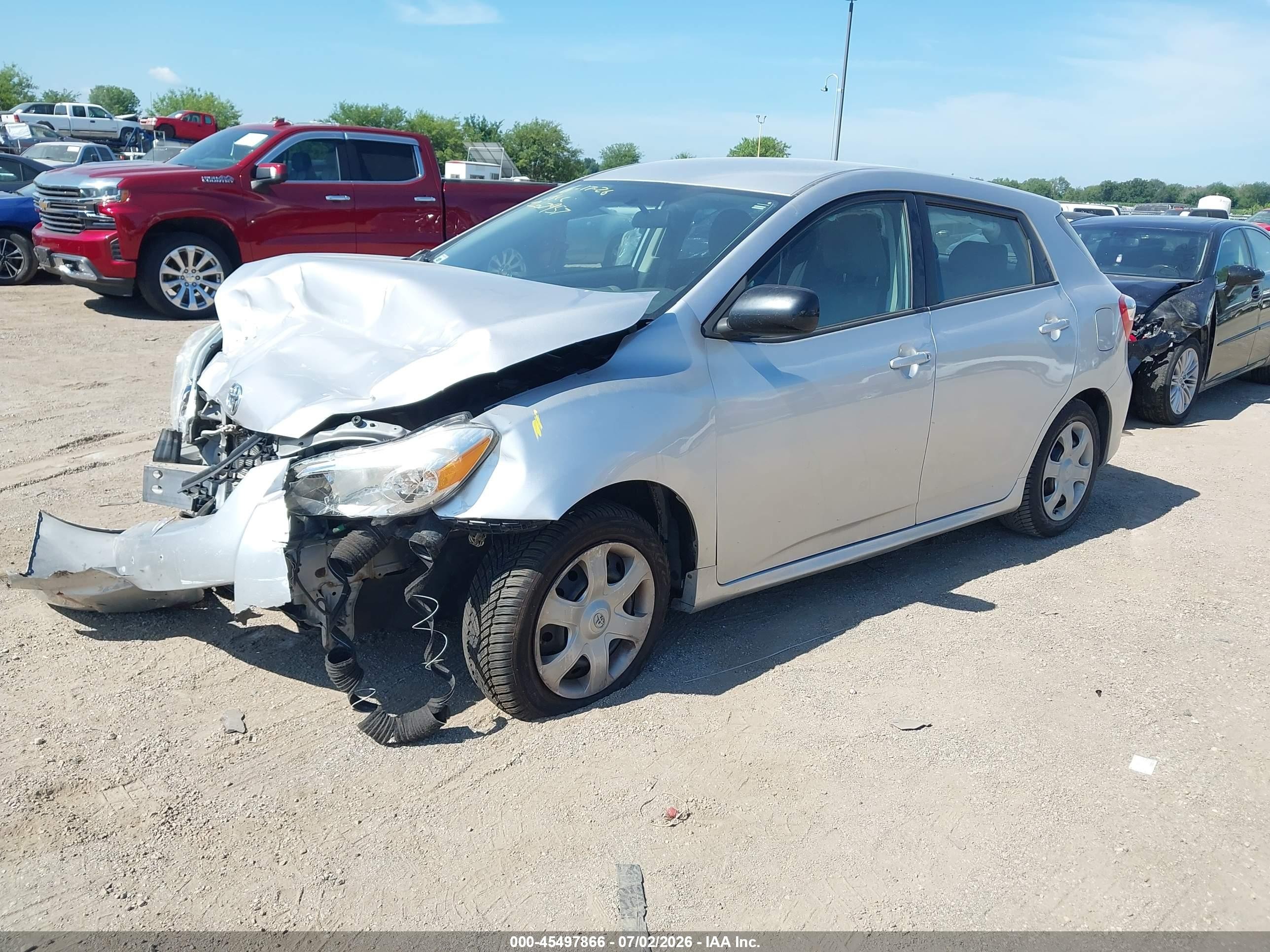2010 Toyota Matrix   Silver vin: 2T1KU4EE5AC267957