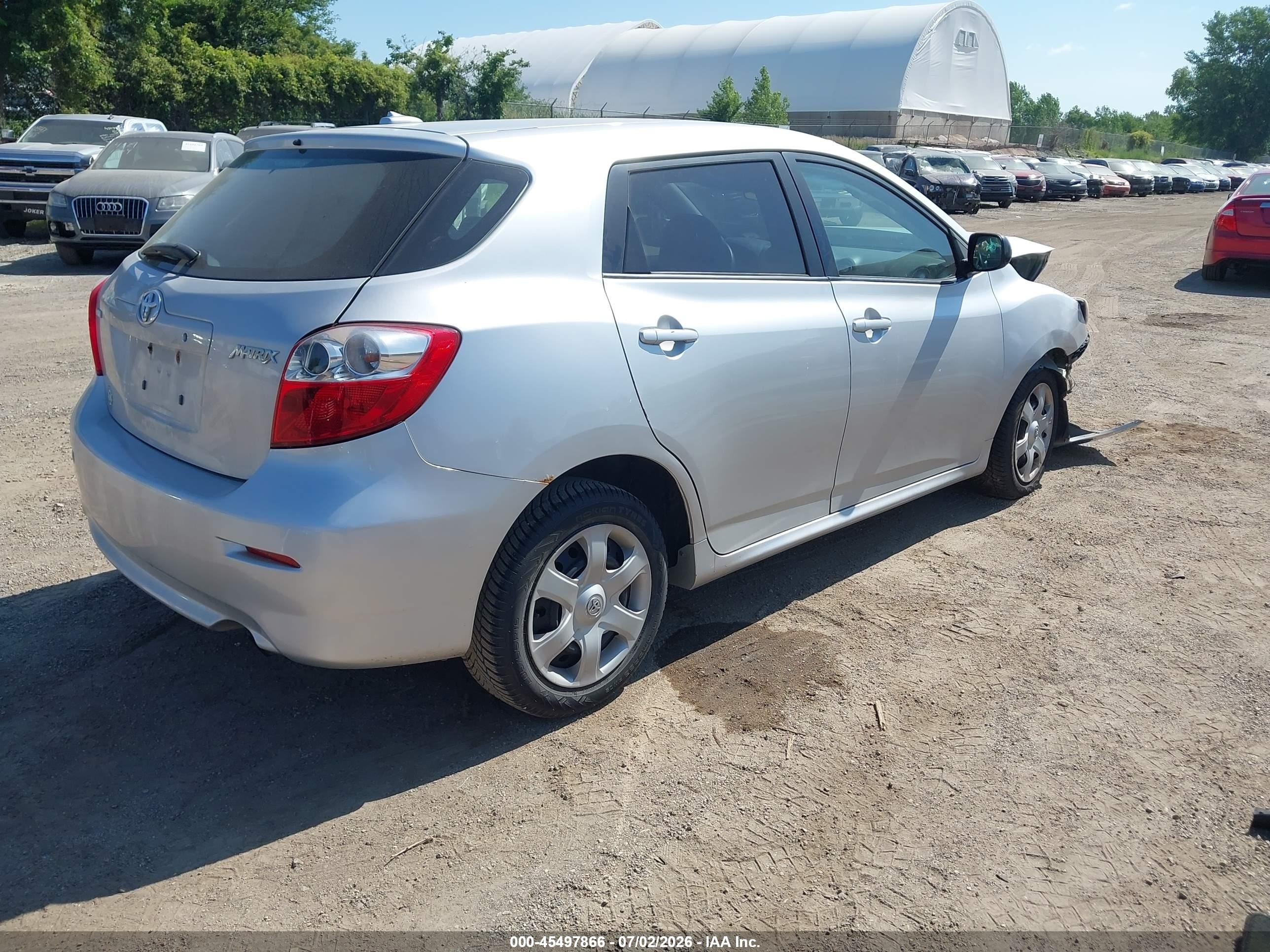 2010 Toyota Matrix   Silver vin: 2T1KU4EE5AC267957