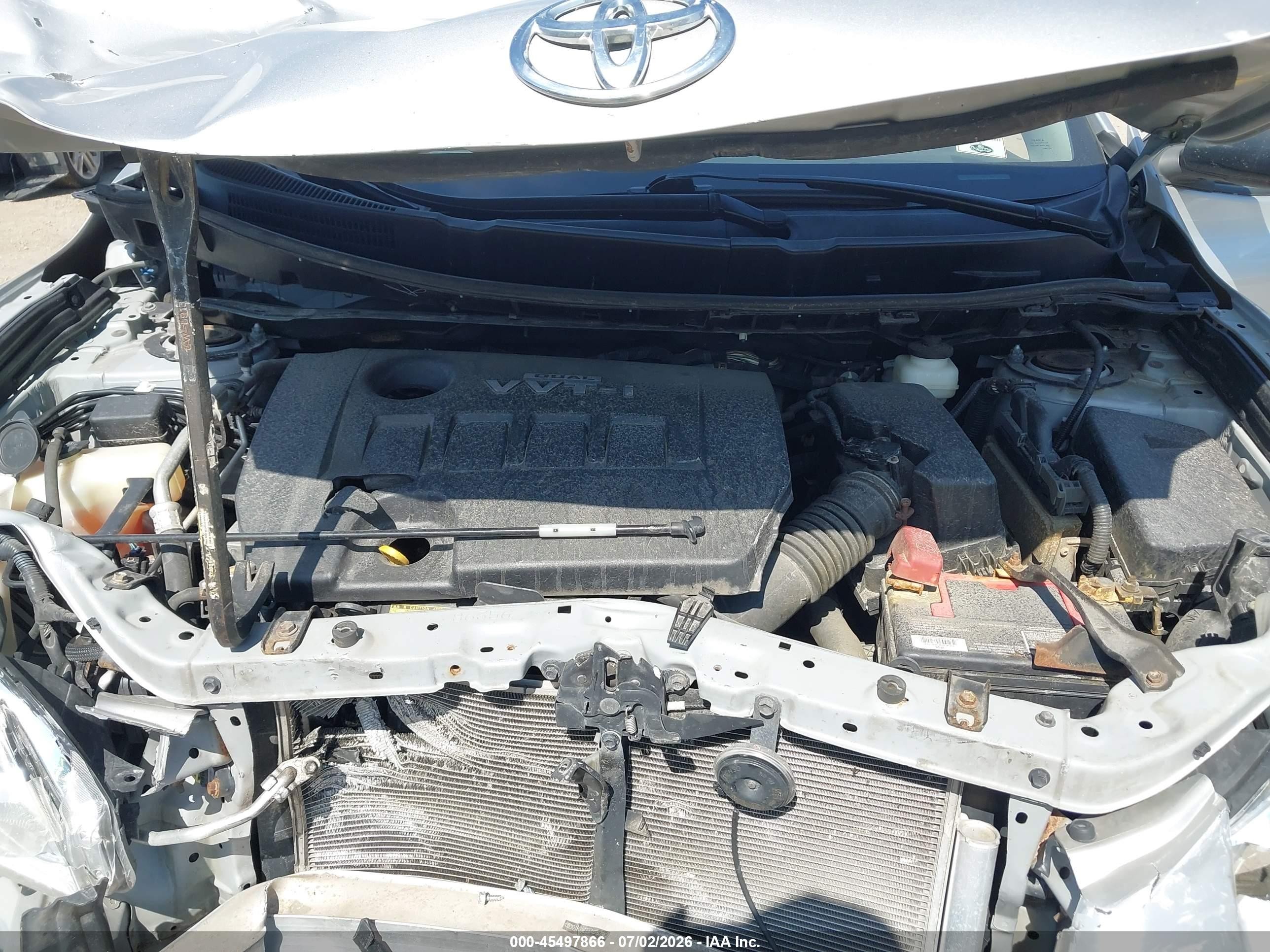 2010 Toyota Matrix   Silver vin: 2T1KU4EE5AC267957