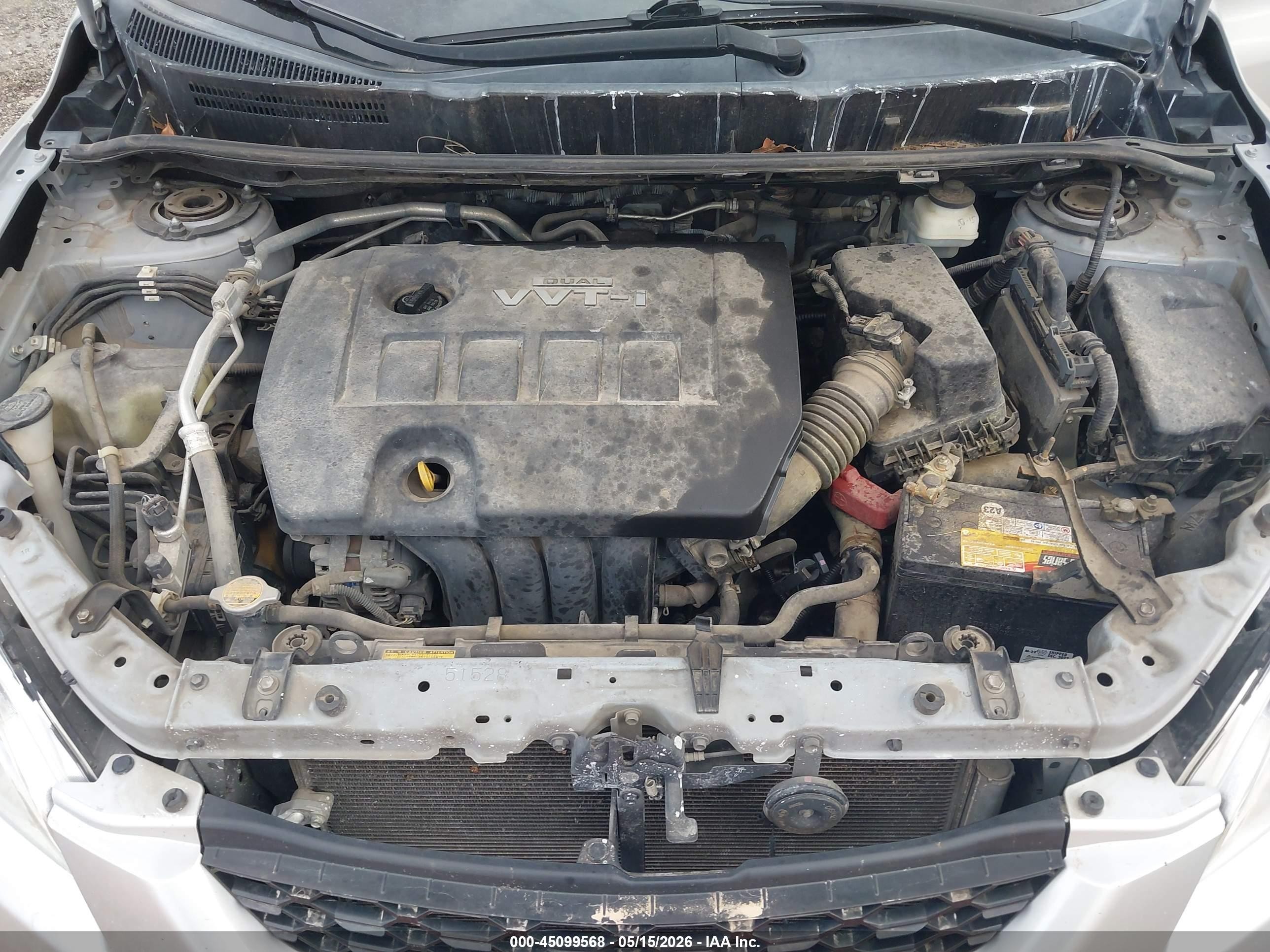 2010 Toyota Matrix   Silver vin: 2T1KU4EE5AC282040