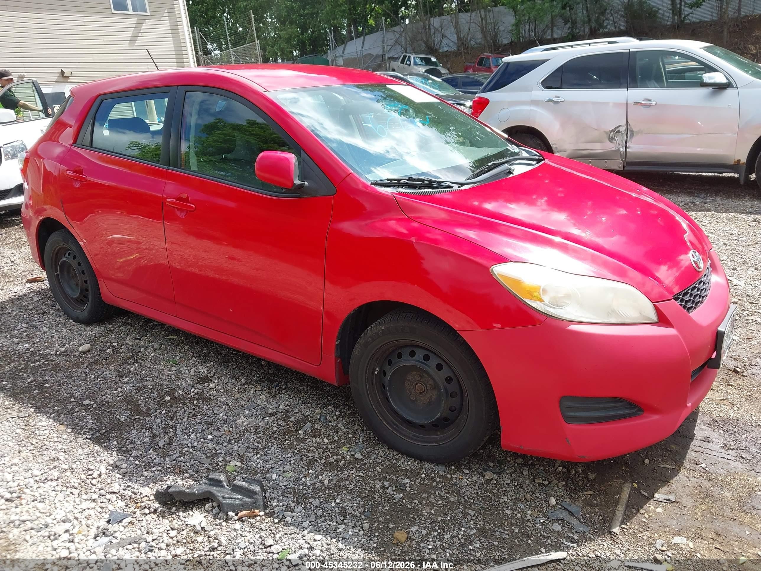 2010 Toyota Matrix   Red vin: 2T1KU4EE5AC309348