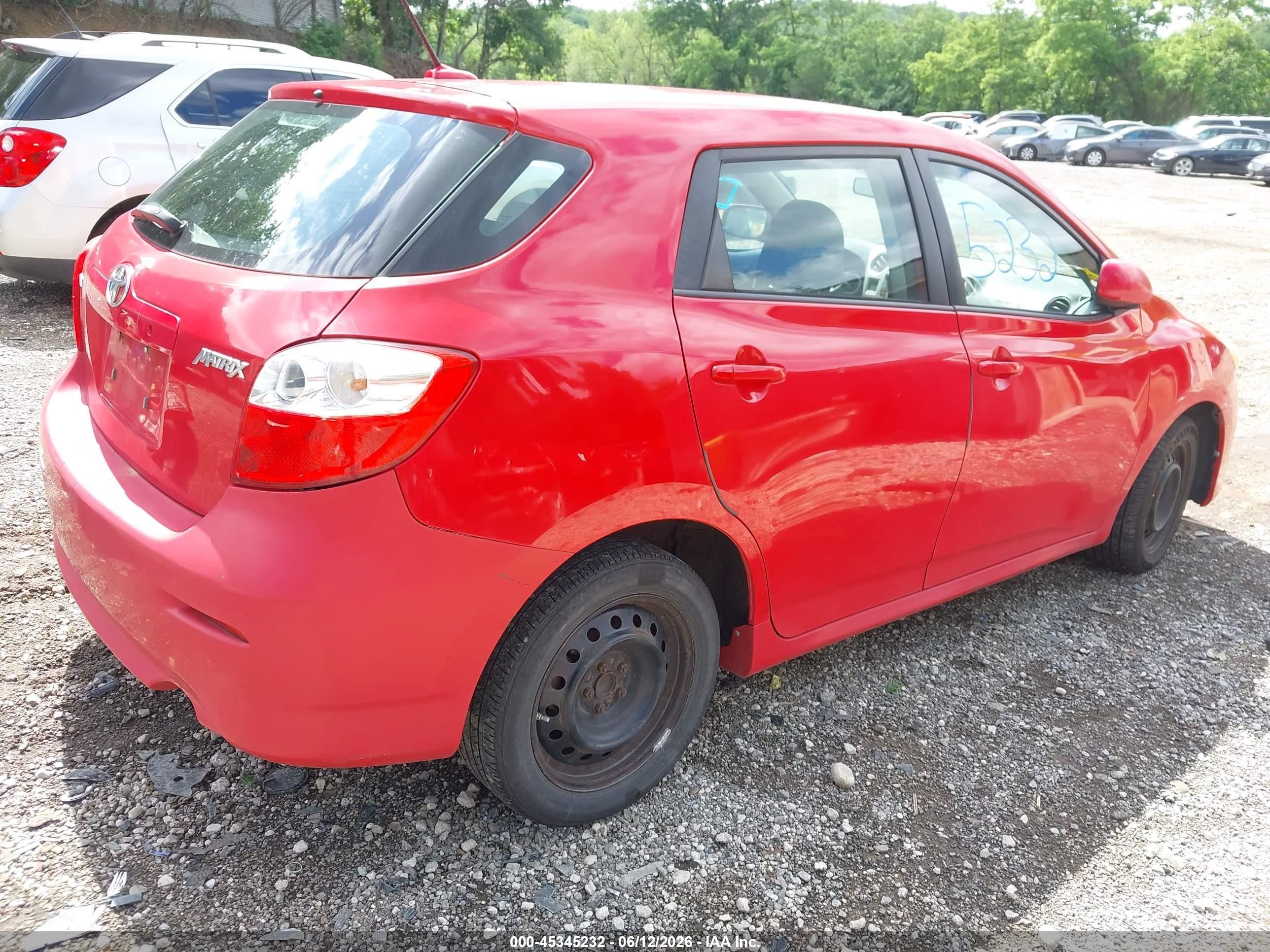 2010 Toyota Matrix   Red vin: 2T1KU4EE5AC309348
