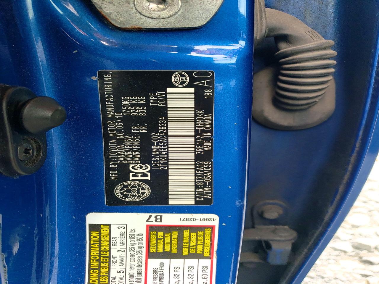 2010 Toyota Matrix Base Синий vin: 2T1KU4EE5AC426234
