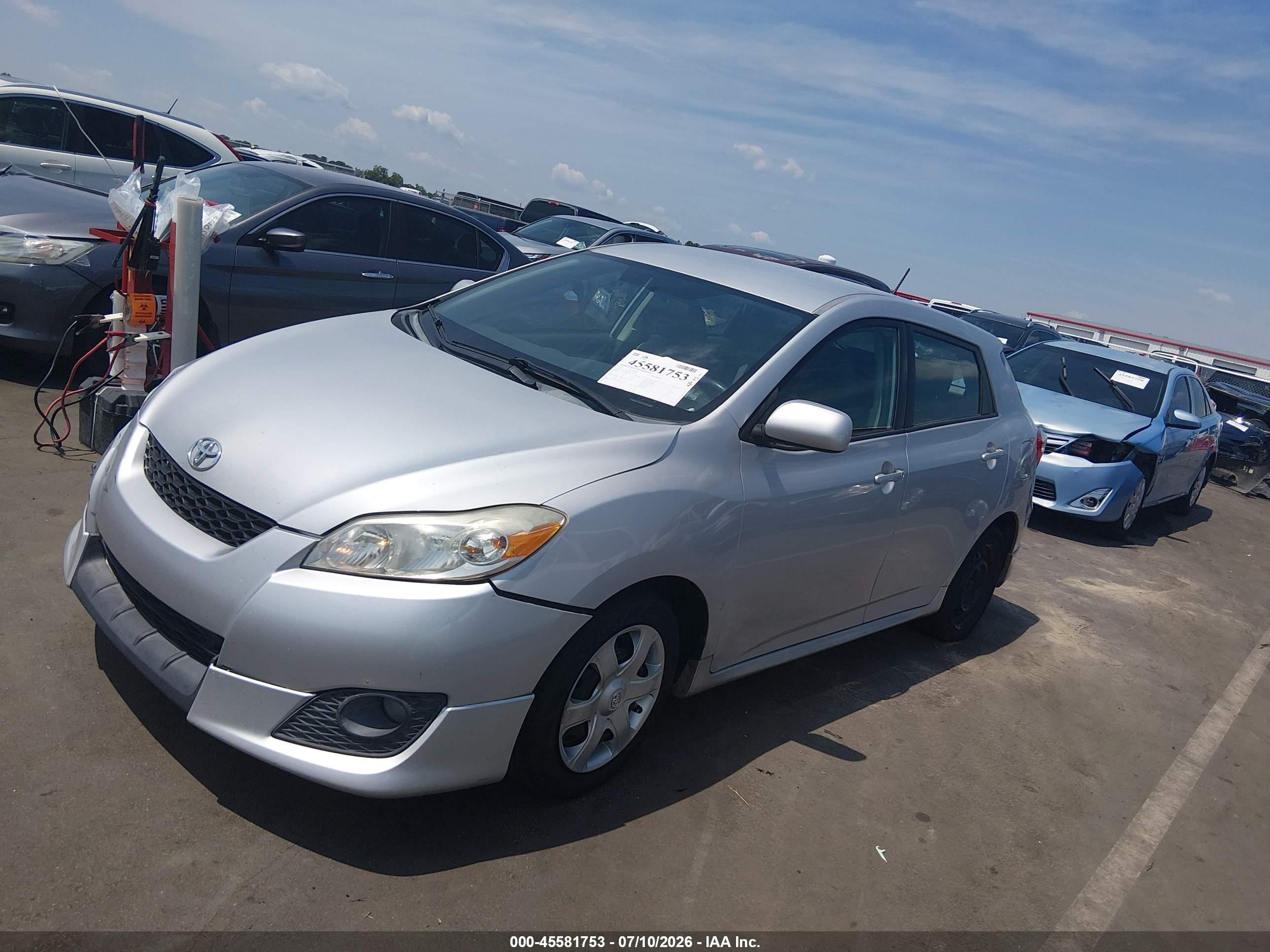 2010 Toyota Matrix   Silver vin: 2T1KU4EE5AC509906