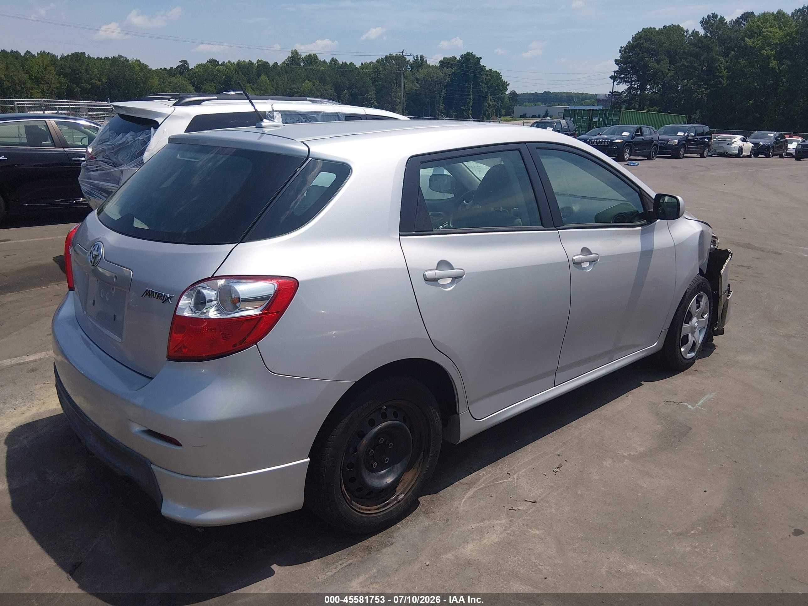 2010 Toyota Matrix   Silver vin: 2T1KU4EE5AC509906