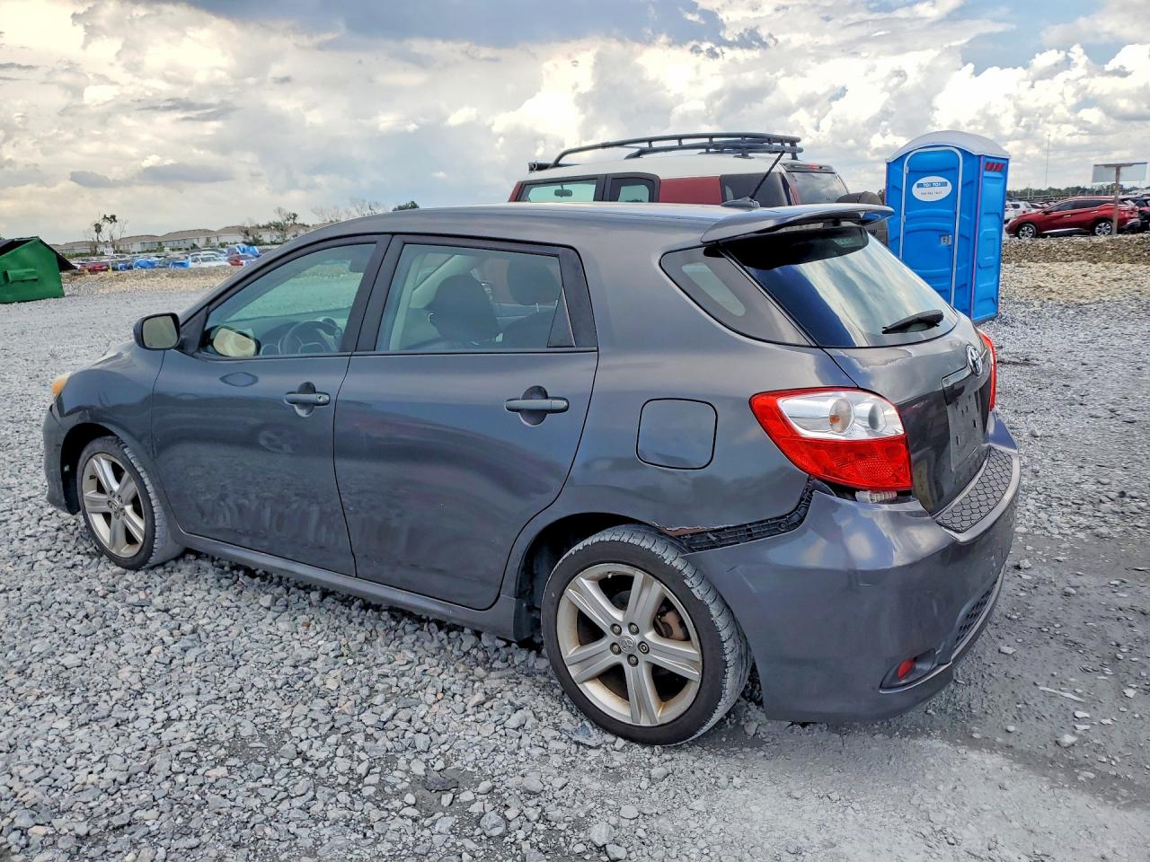 2011 Toyota Matrix Base Gray vin: 2T1KU4EE5BC698591