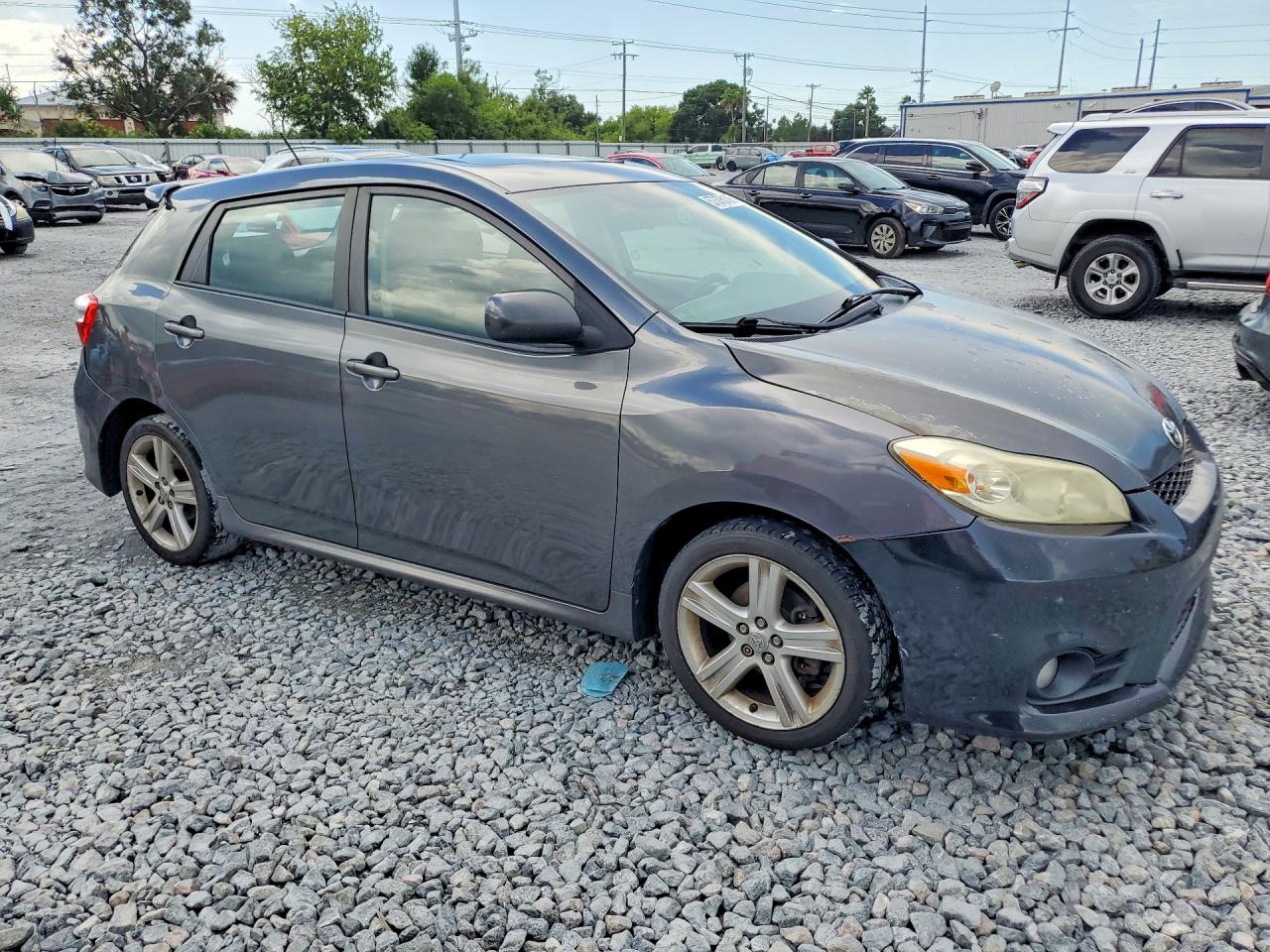2011 Toyota Matrix Base Gray vin: 2T1KU4EE5BC698591