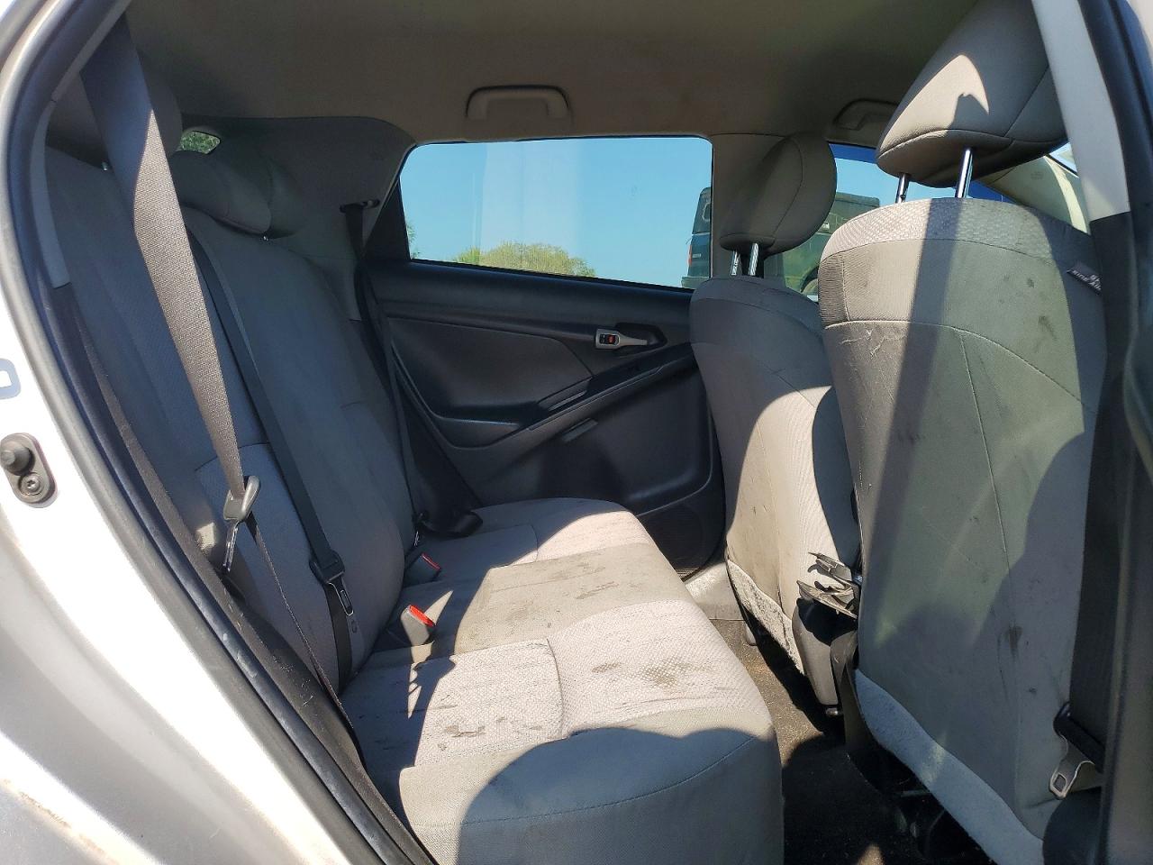 2012 Toyota Matrix L Silver vin: 2T1KU4EE5CC762596