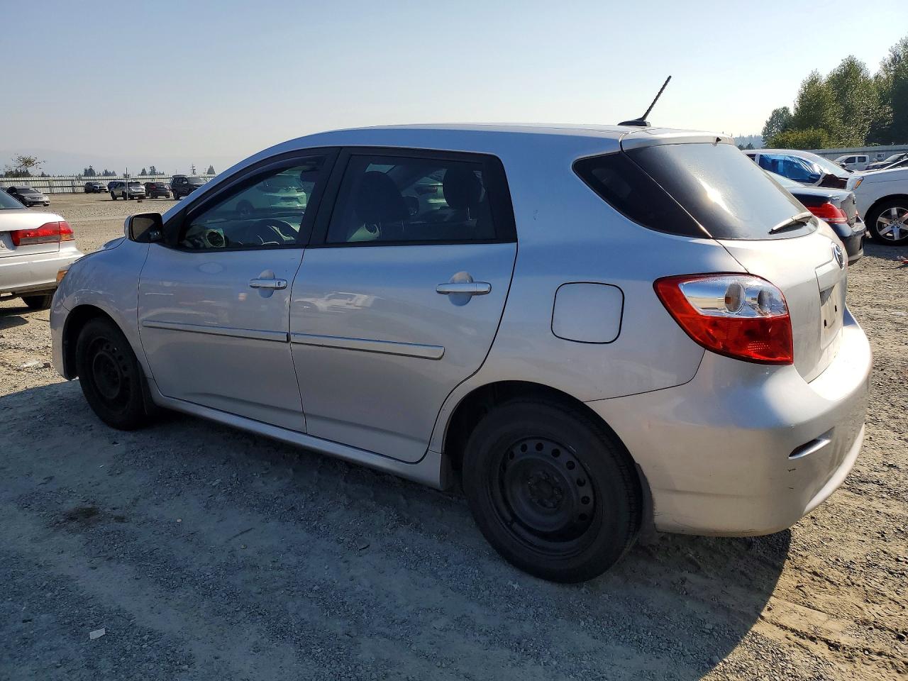 2012 Toyota Matrix L Silver vin: 2T1KU4EE5CC762596