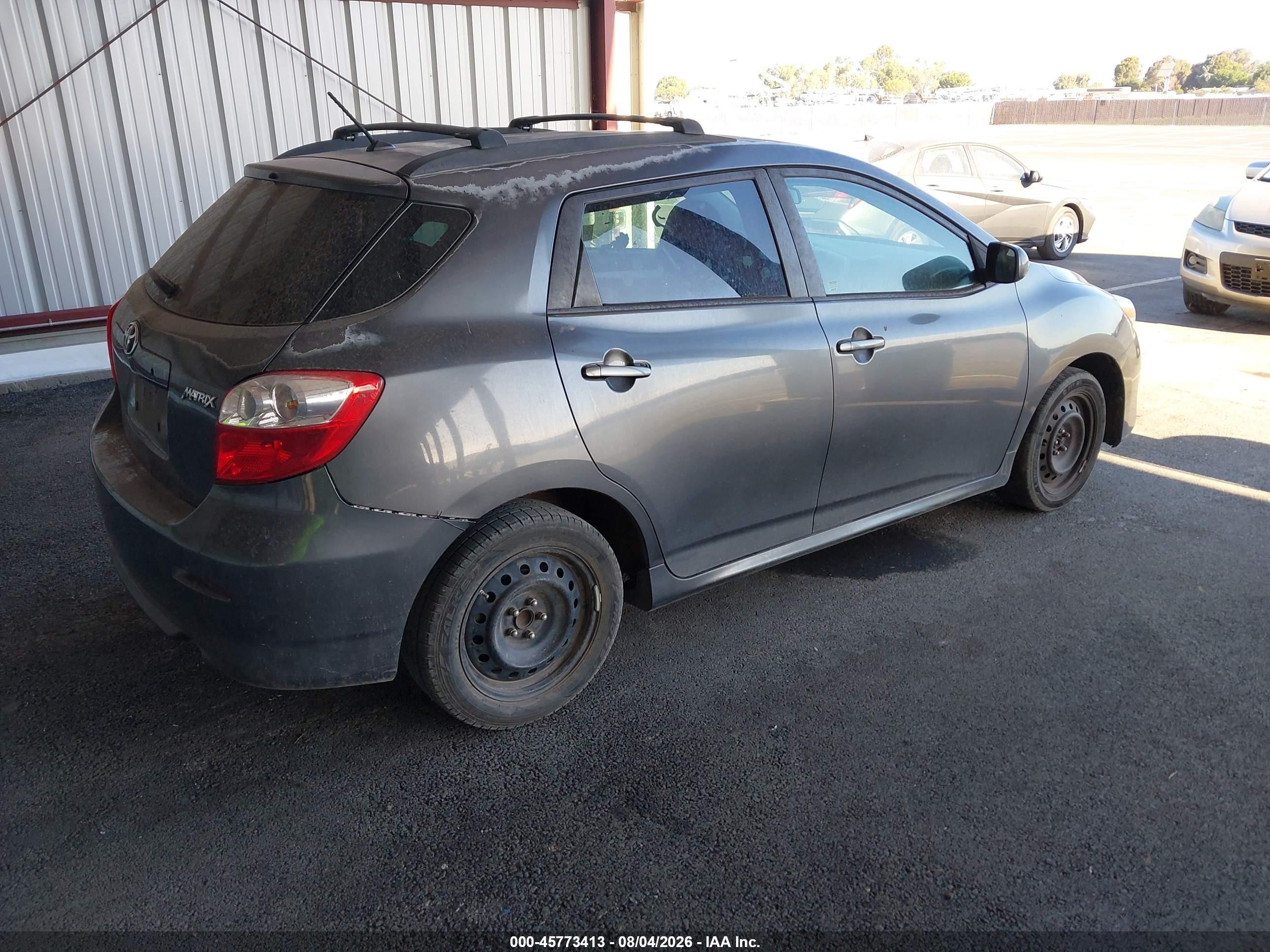 2013 Toyota Matrix L Серый vin: 2T1KU4EE5DC019485