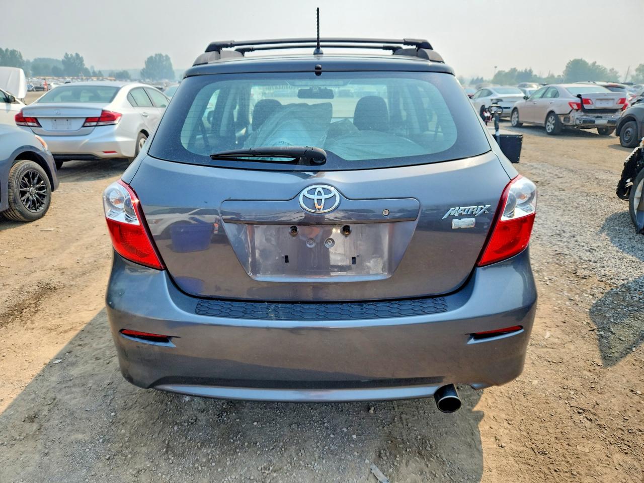 2014 Toyota Matrix Base Серебряный vin: 2T1KU4EE5EC128546