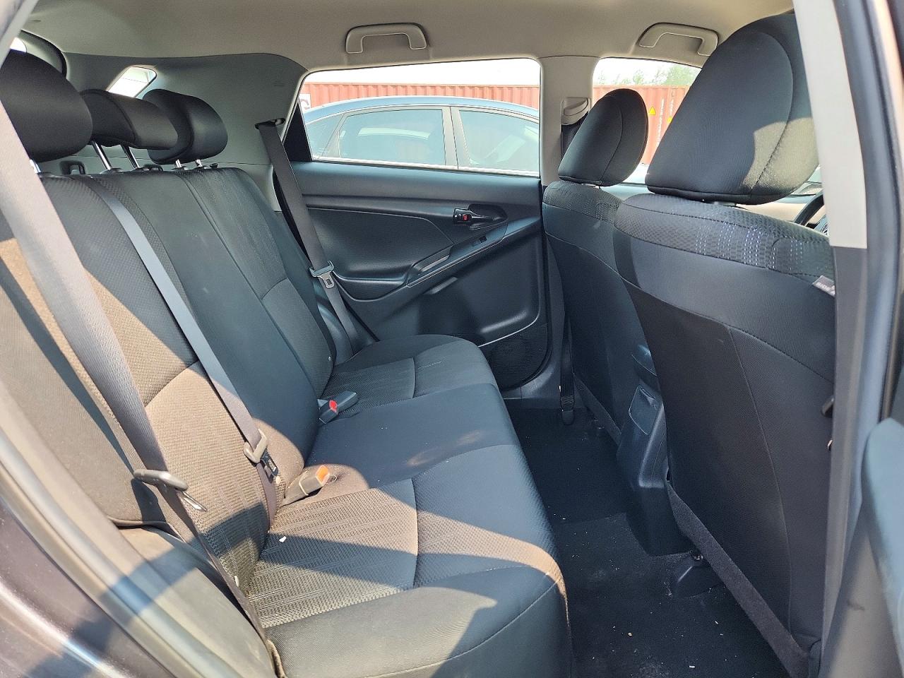 2014 Toyota Matrix Base Серебряный vin: 2T1KU4EE5EC128546