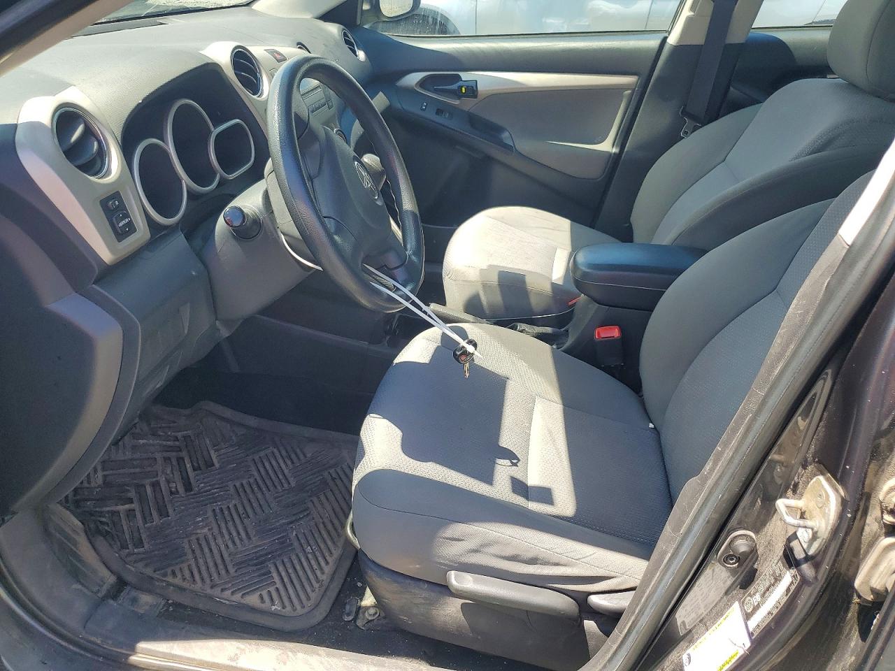 2010 Toyota Matrix Base Black vin: 2T1KU4EE6AC200249