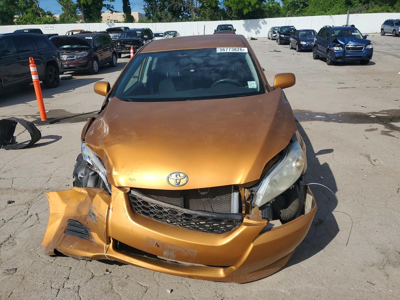 2010 Toyota Matrix Base Gold vin: 2T1KU4EE6AC336946