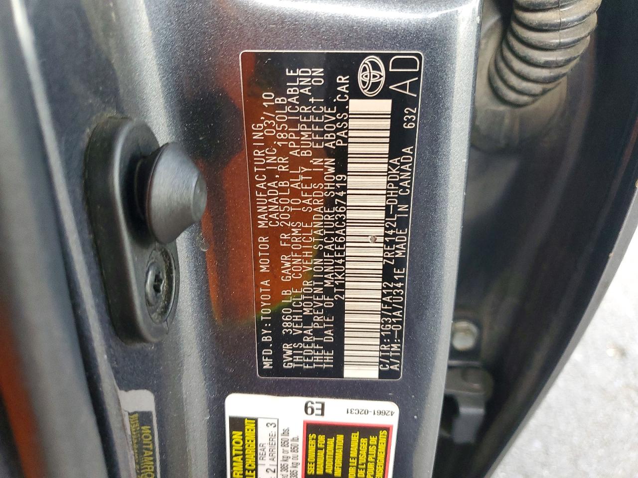 2010 Toyota Matrix Base Gray vin: 2T1KU4EE6AC367419