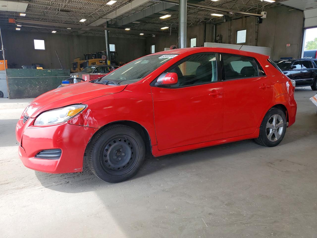 2011 Toyota Matrix Base Red vin: 2T1KU4EE6BC542253