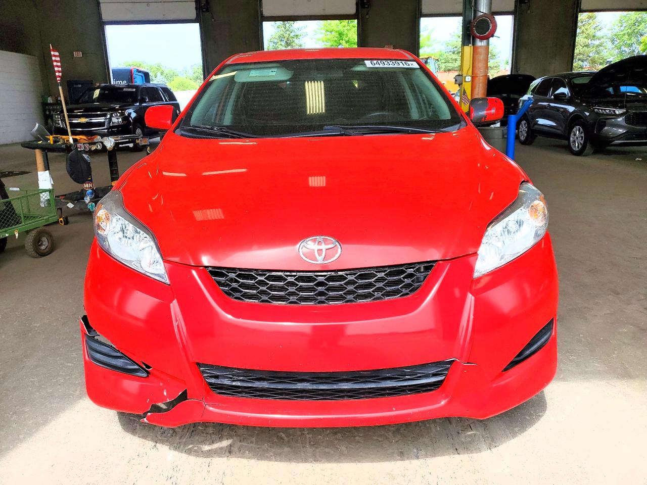2011 Toyota Matrix Base Красный vin: 2T1KU4EE6BC542253