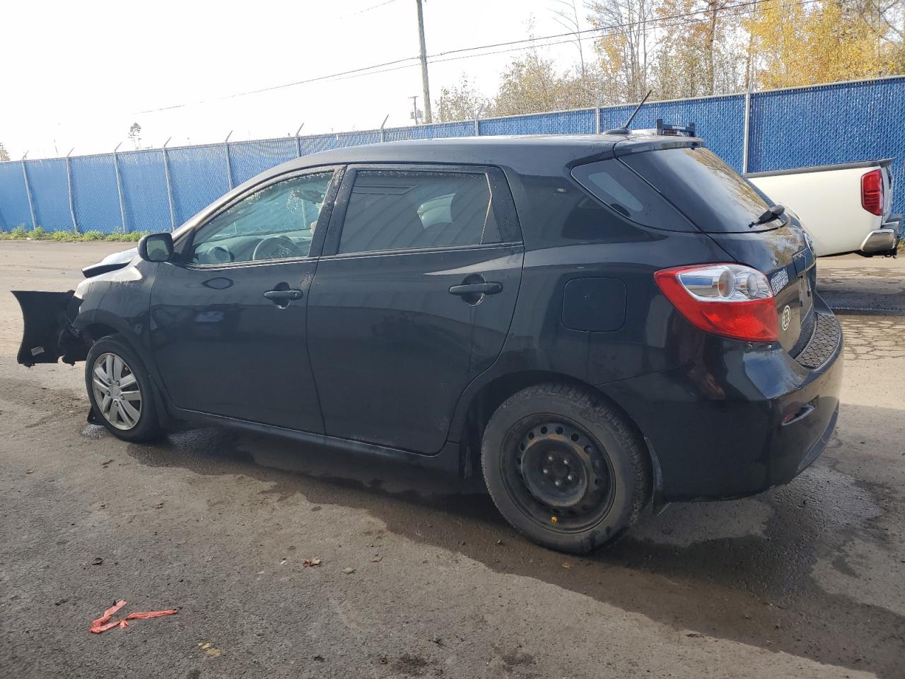 2011 Toyota Corolla Matrix Black vin: 2T1KU4EE6BC691052