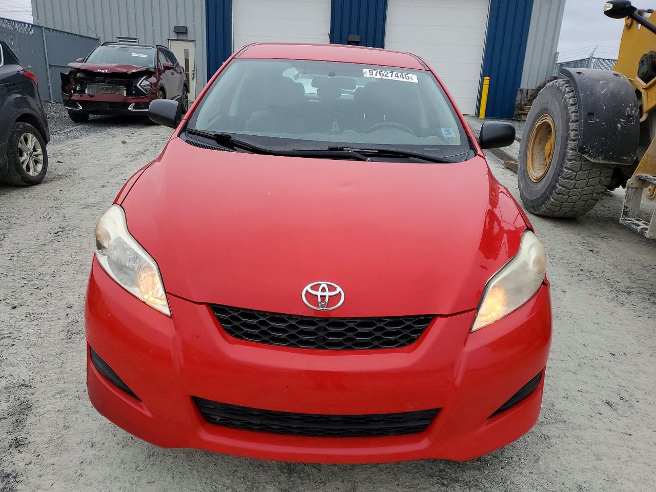 2010 Toyota Corolla Matrix Red vin: 2T1KU4EE7AC398047