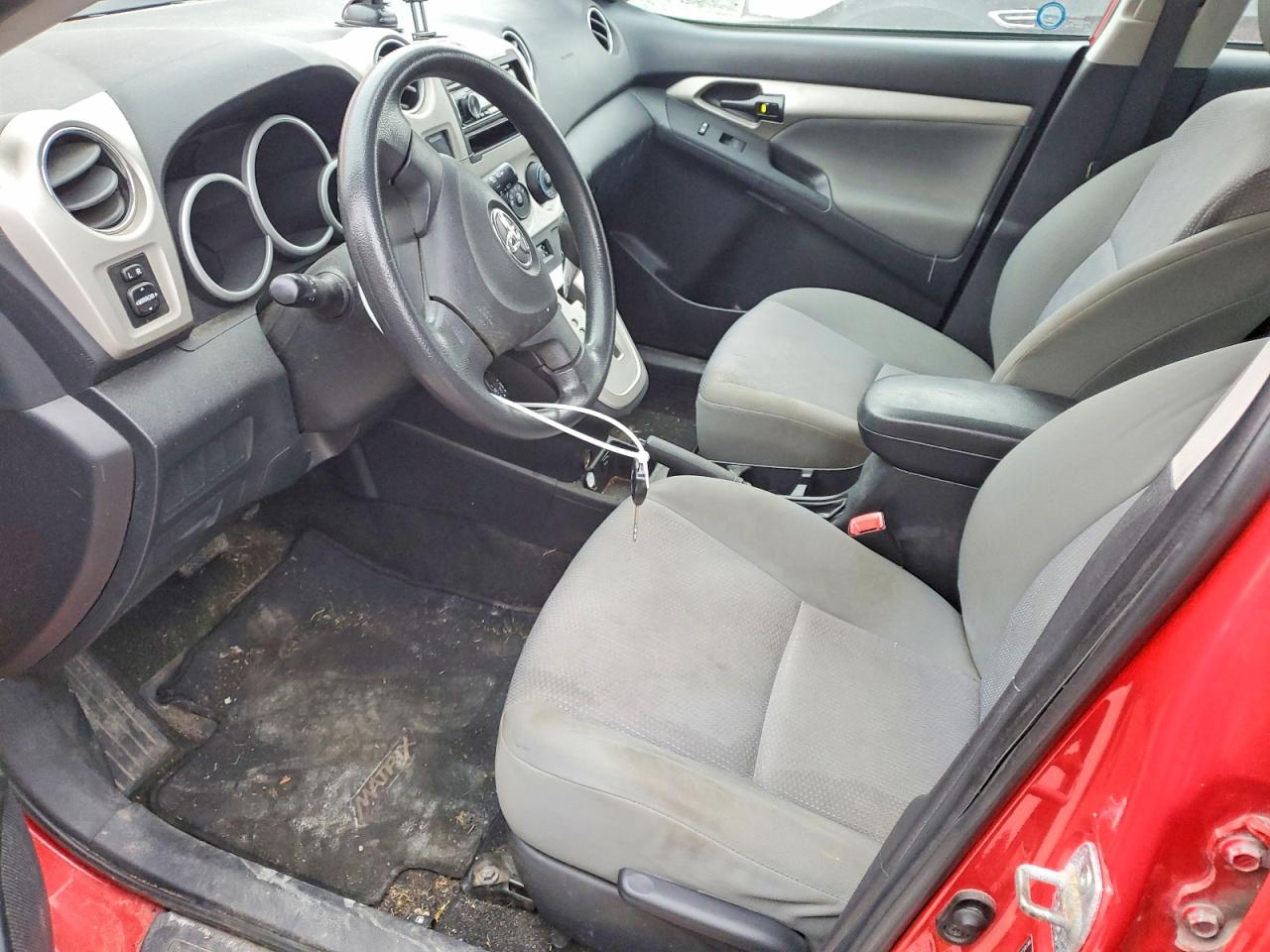 2010 Toyota Corolla Matrix Red vin: 2T1KU4EE7AC398047