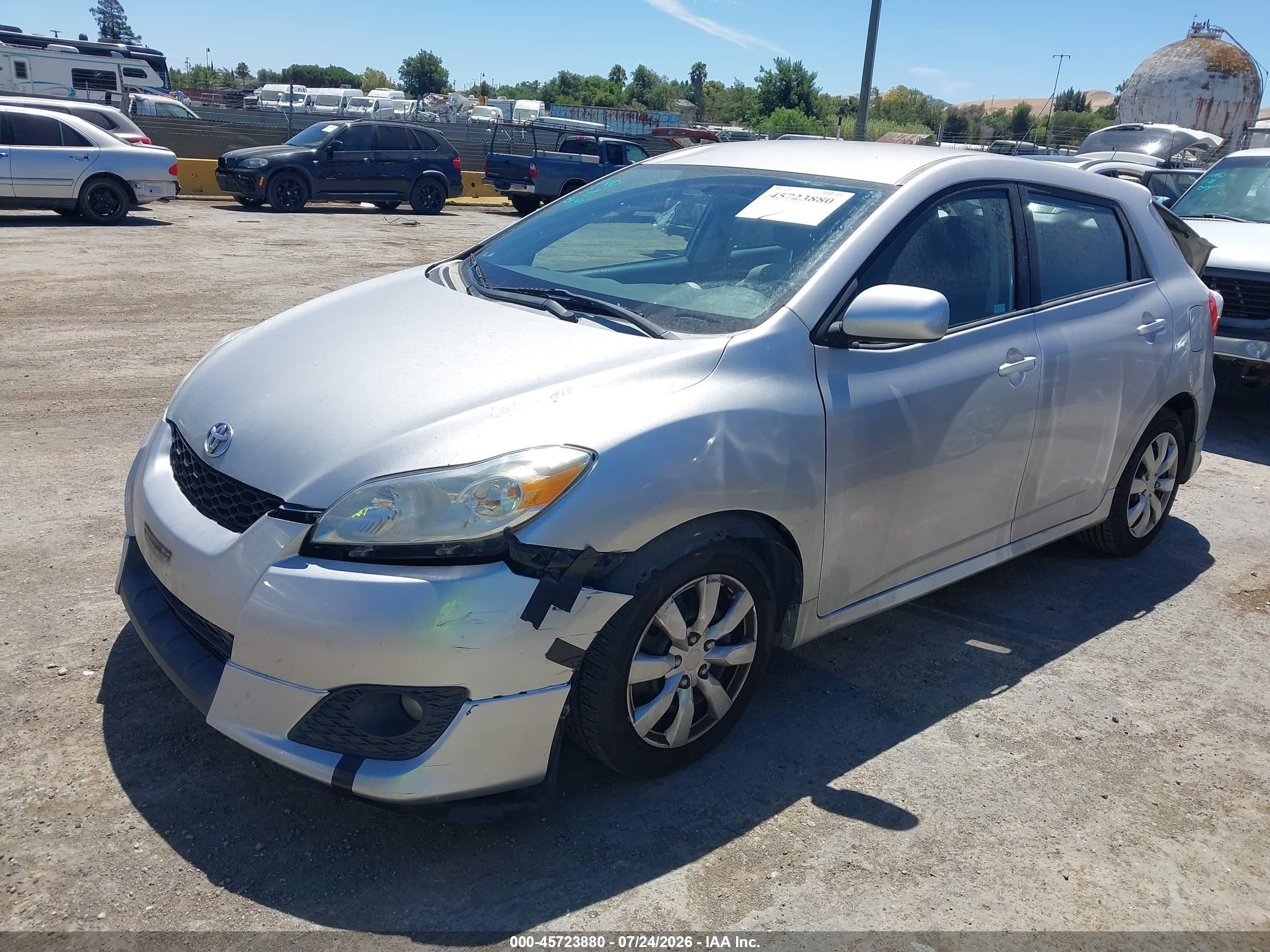 2010 Toyota Matrix   Gray vin: 2T1KU4EE7AC481686