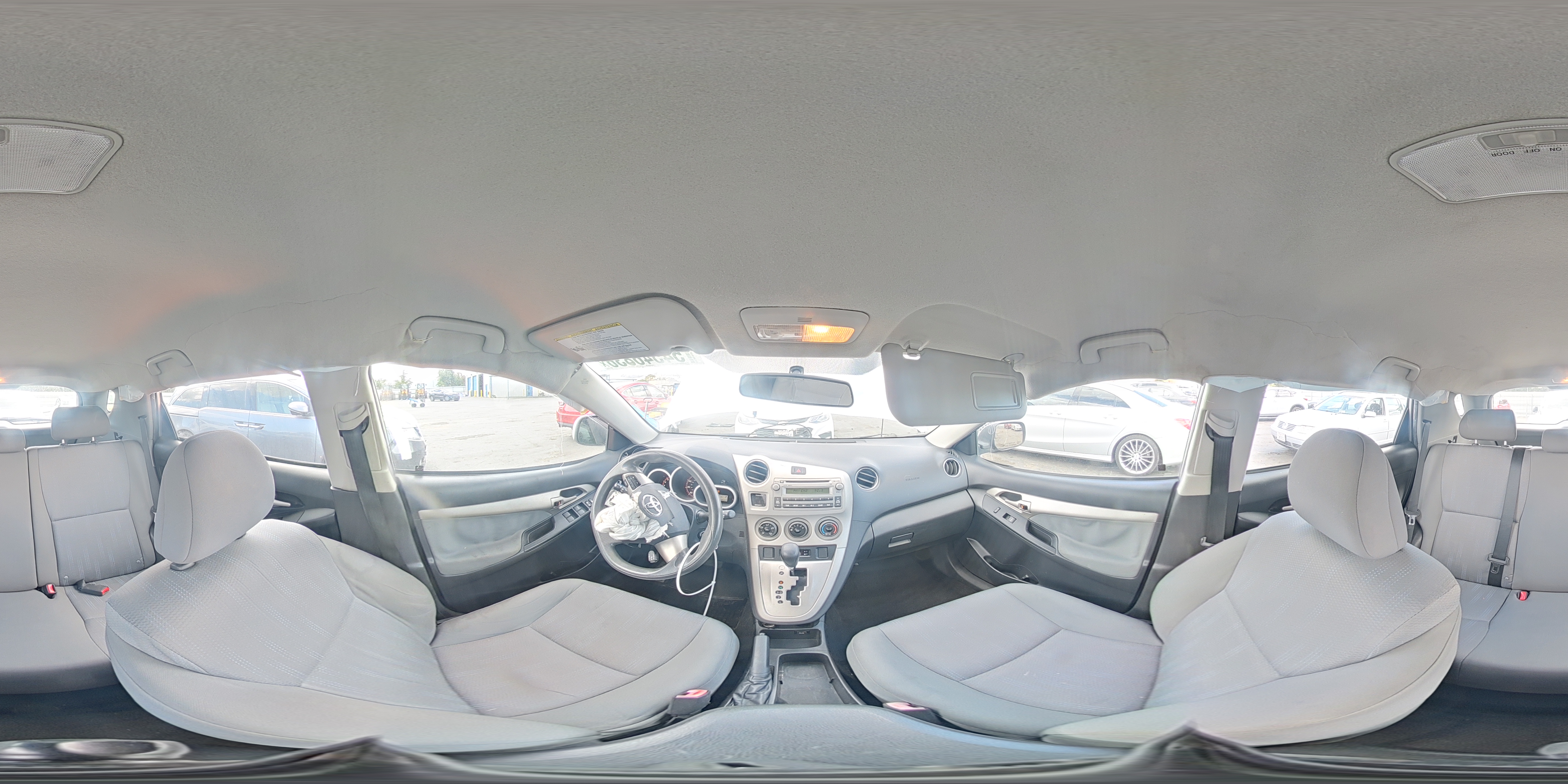 2011 Toyota Matrix Base Серебряный vin: 2T1KU4EE7BC547817