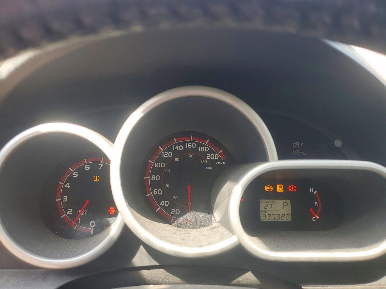 2011 Toyota Matrix Base Белый vin: 2T1KU4EE7BC568487