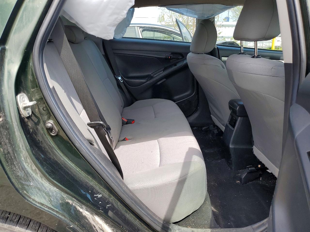 2011 Toyota Matrix Base Green vin: 2T1KU4EE7BC692839