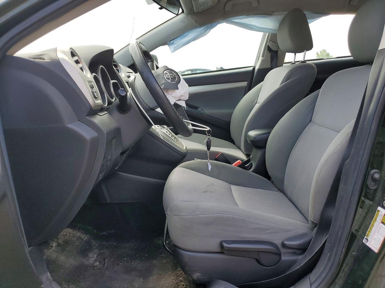 2011 Toyota Matrix Base Green vin: 2T1KU4EE7BC692839