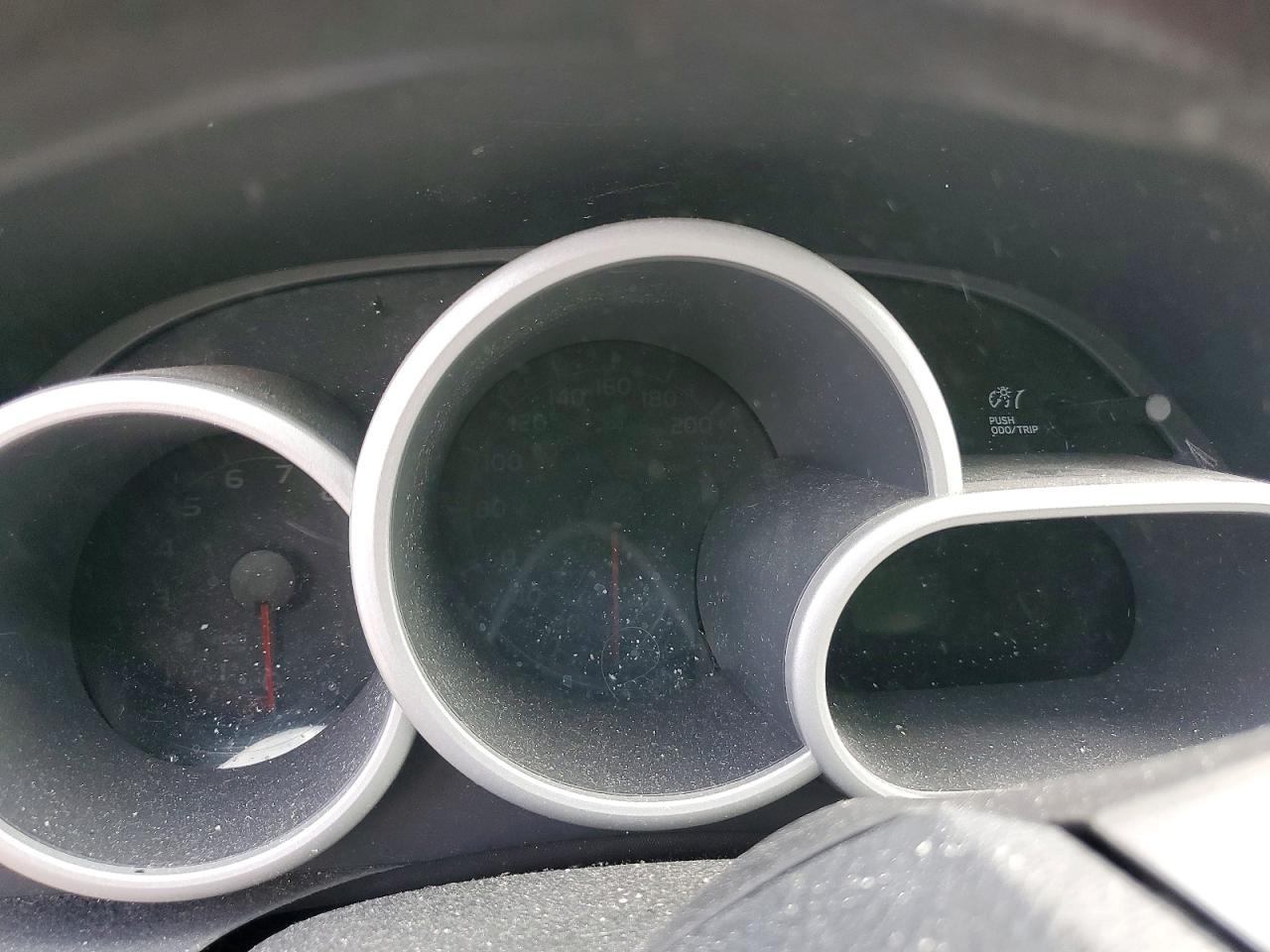 2011 Toyota Matrix Base Green vin: 2T1KU4EE7BC692839