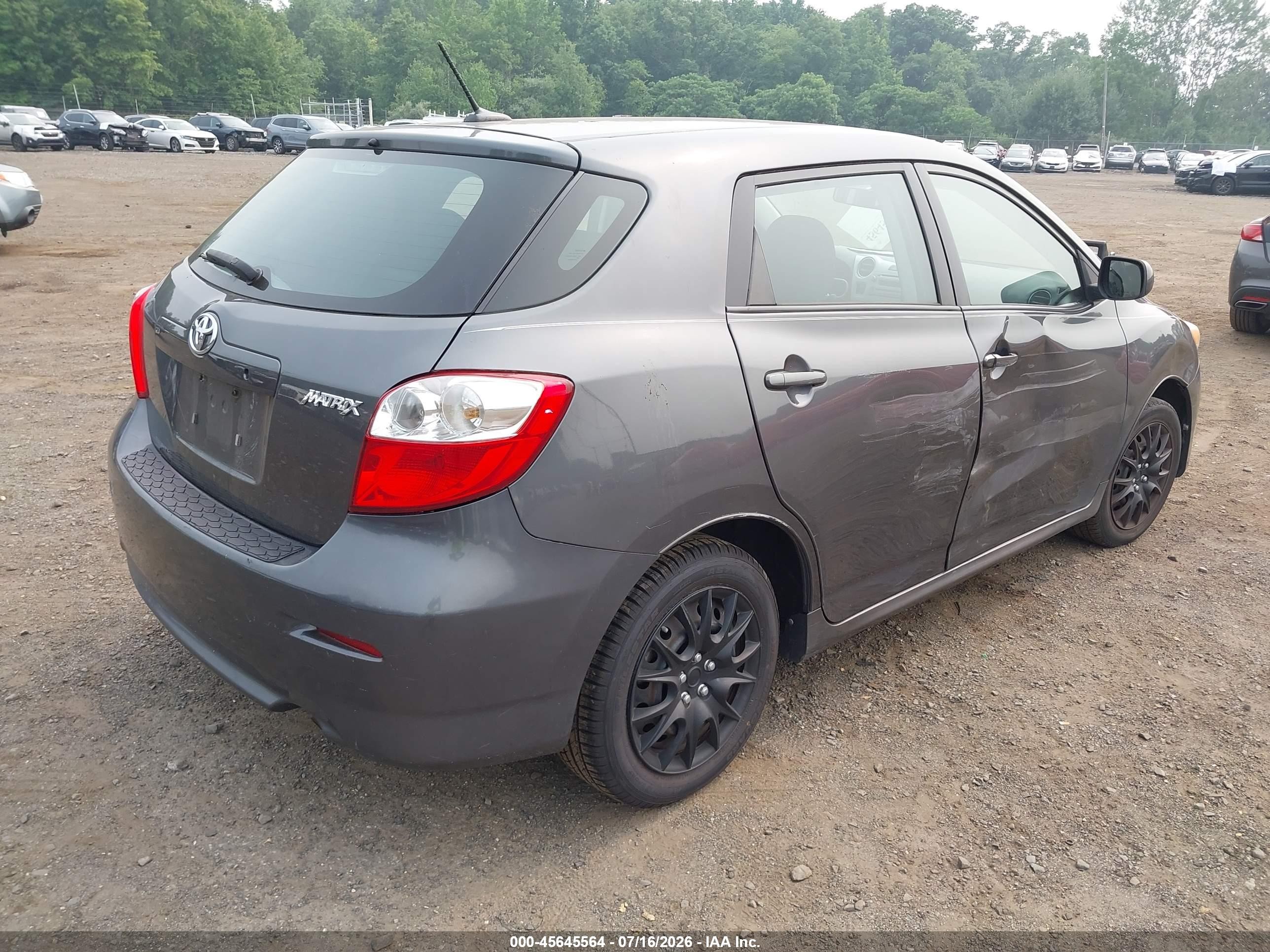 2011 Toyota Matrix   Gray vin: 2T1KU4EE7BC737469