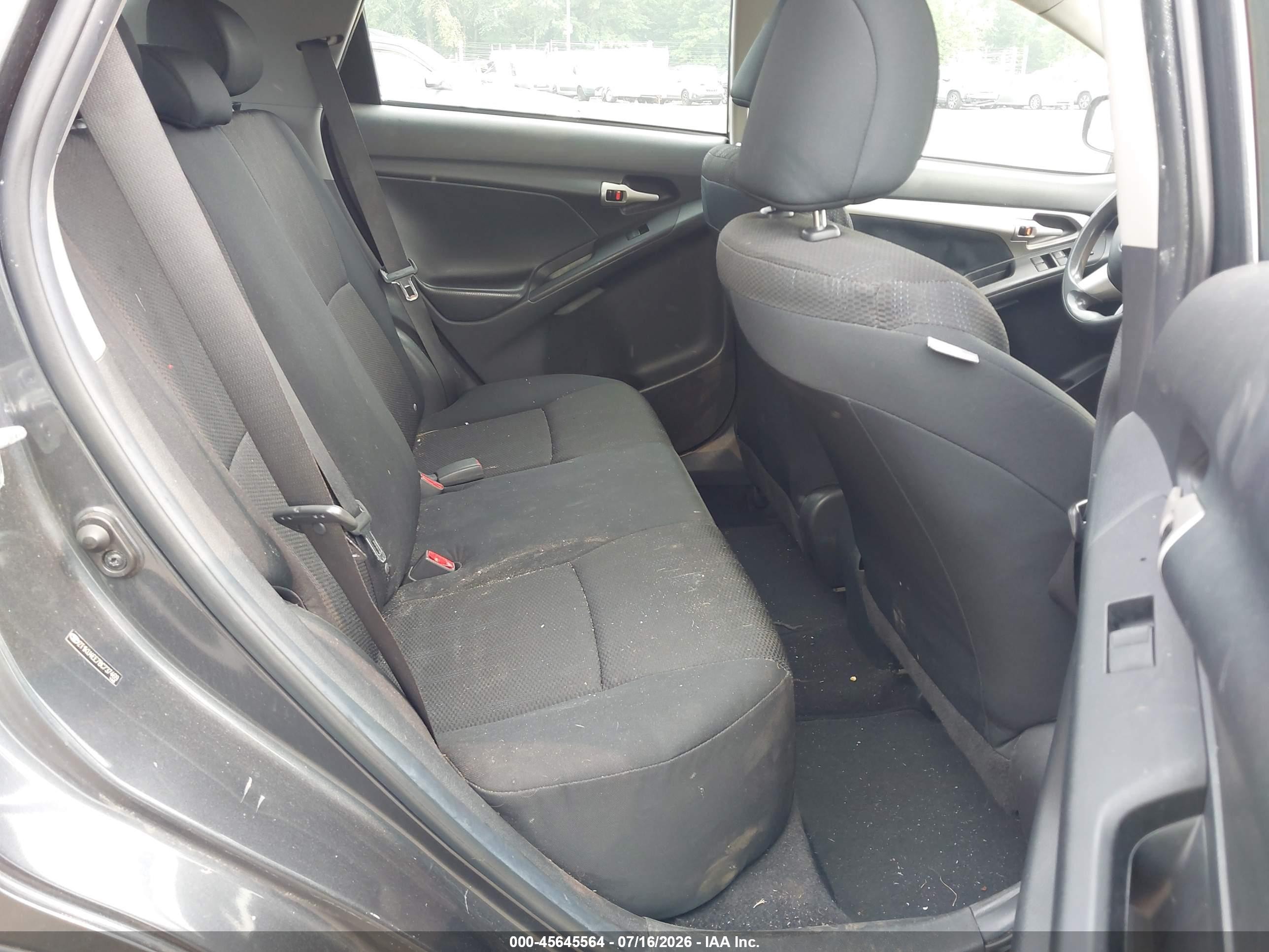 2011 Toyota Matrix   Gray vin: 2T1KU4EE7BC737469