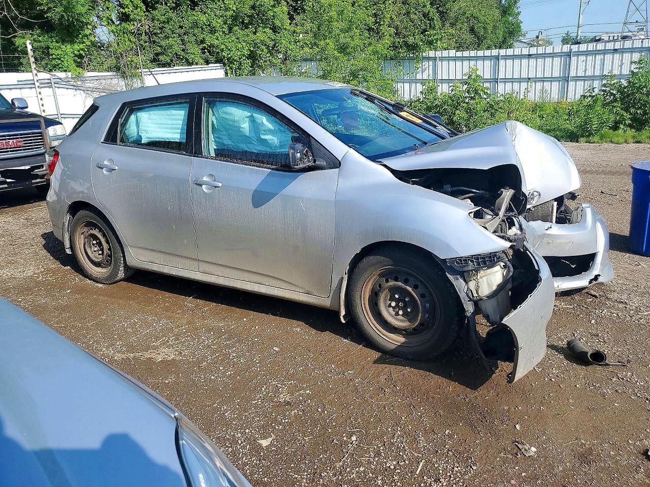 2012 Toyota Matrix L Silver vin: 2T1KU4EE7CC874770