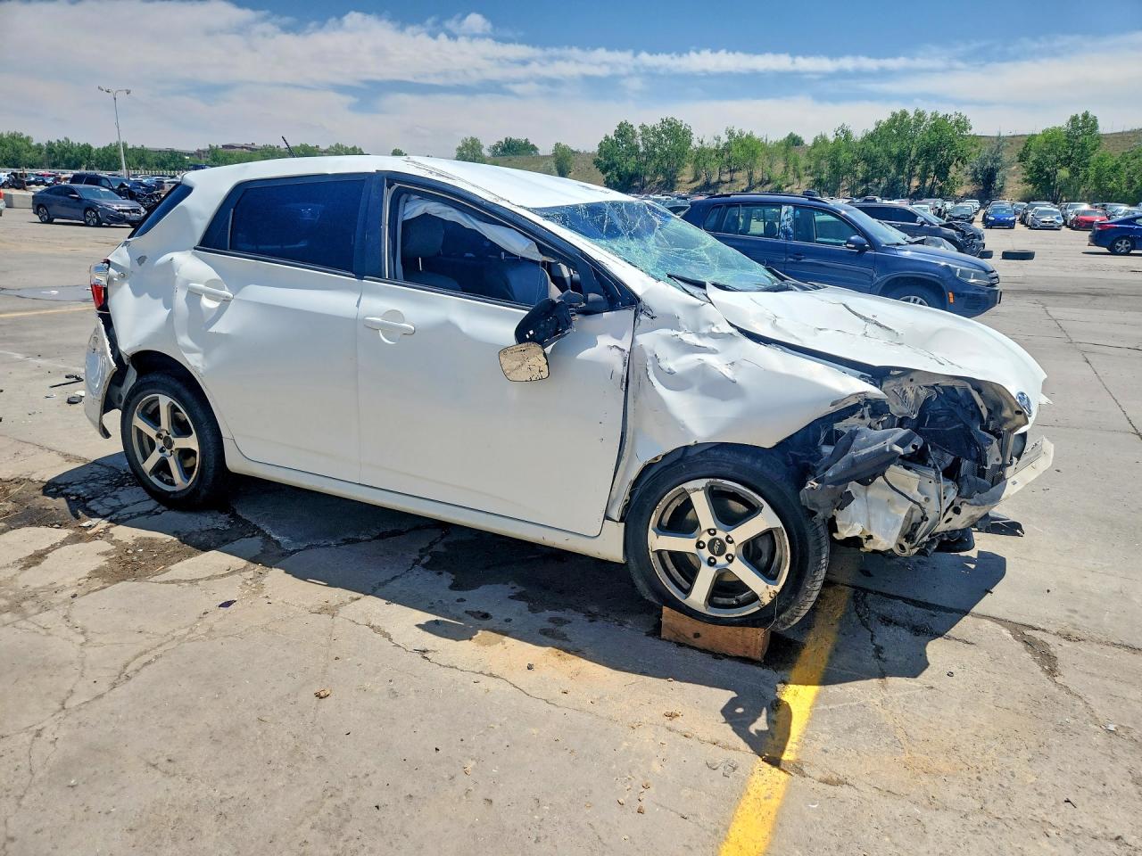 2013 Toyota Matrix L White vin: 2T1KU4EE7DC972358