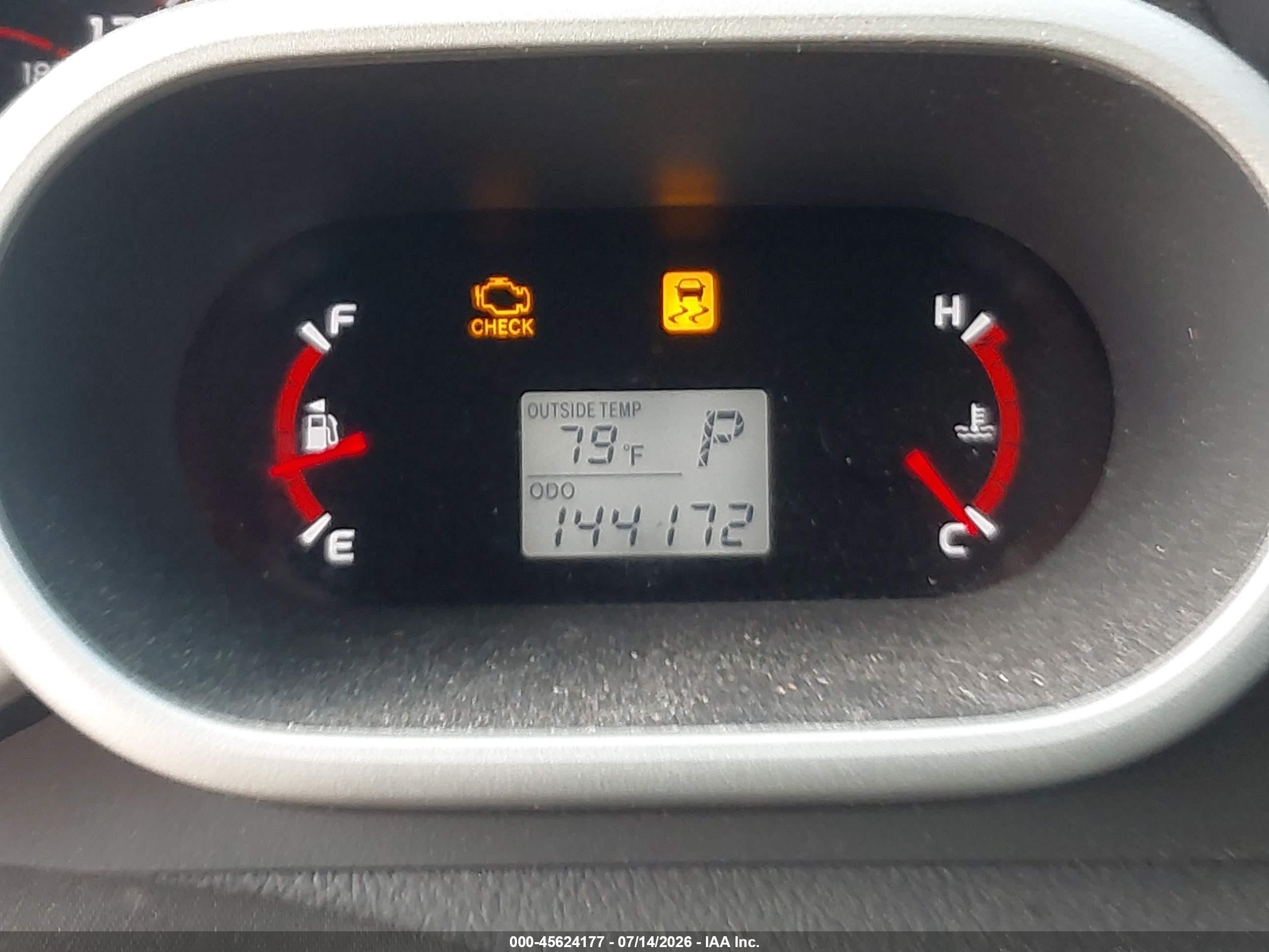 2010 Toyota Matrix   Silver vin: 2T1KU4EE8AC524691