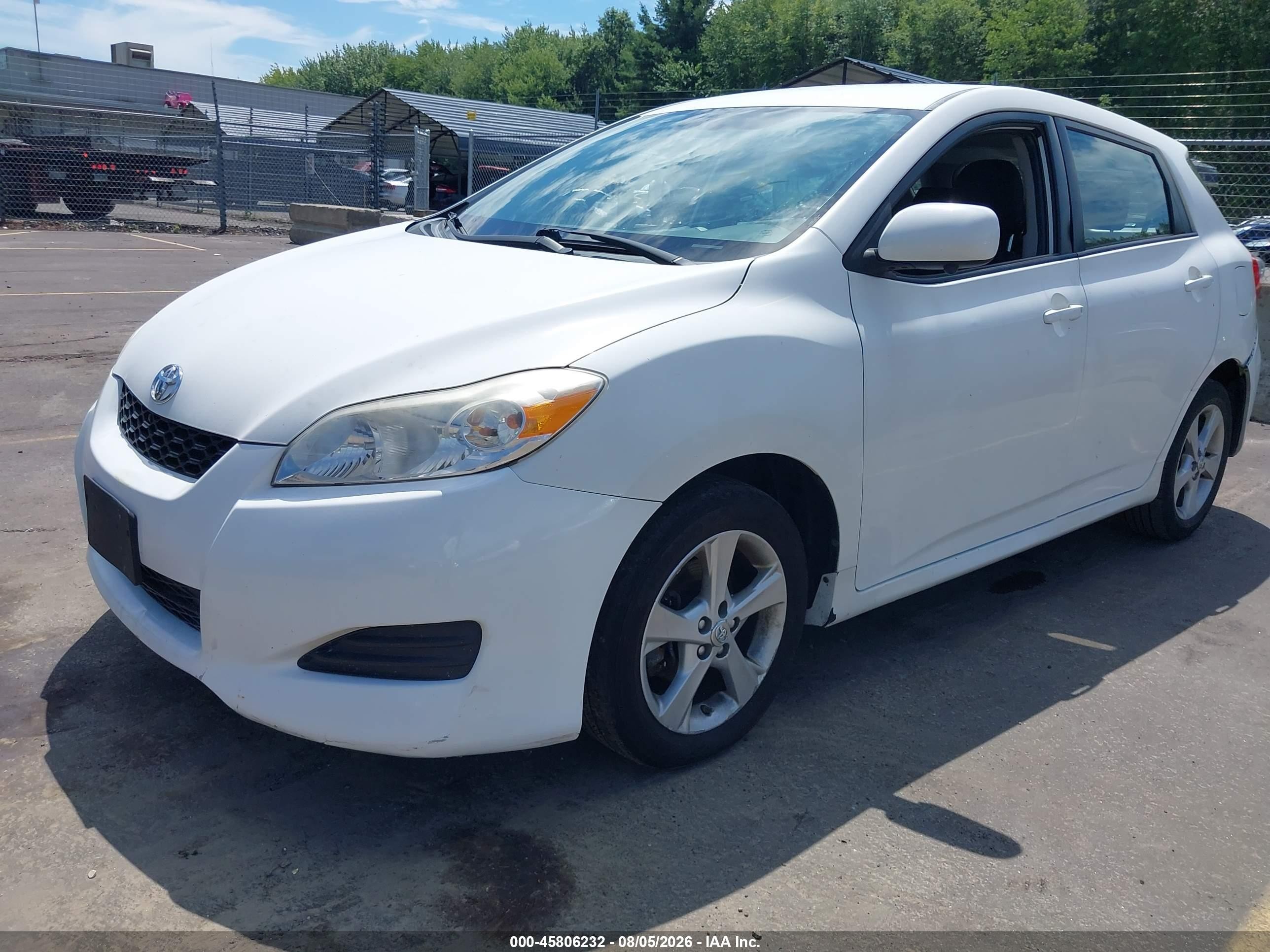 2011 Toyota Matrix Белый vin: 2T1KU4EE8BC752093