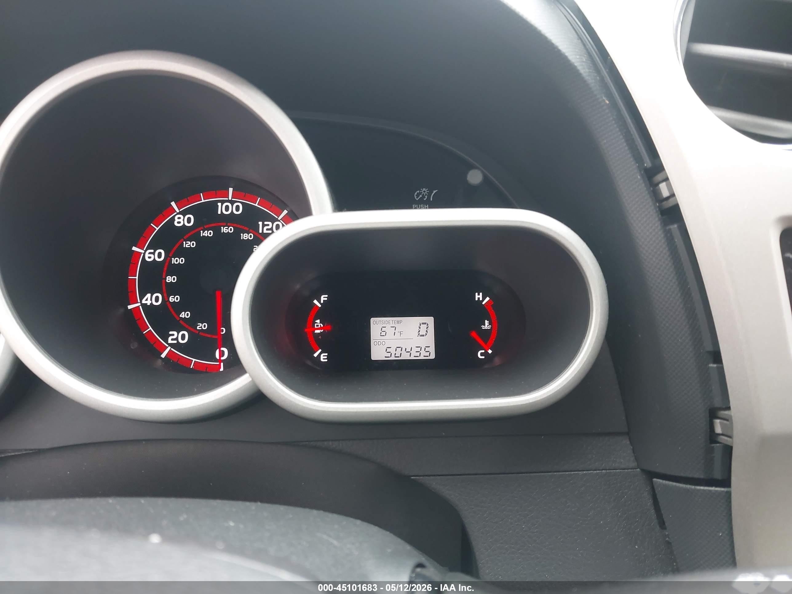 2013 Toyota Matrix L Silver vin: 2T1KU4EE8DC058670