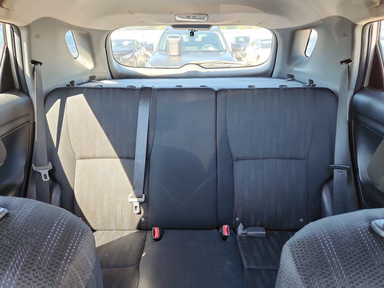 2013 Toyota Matrix L Silver vin: 2T1KU4EE8DC092561