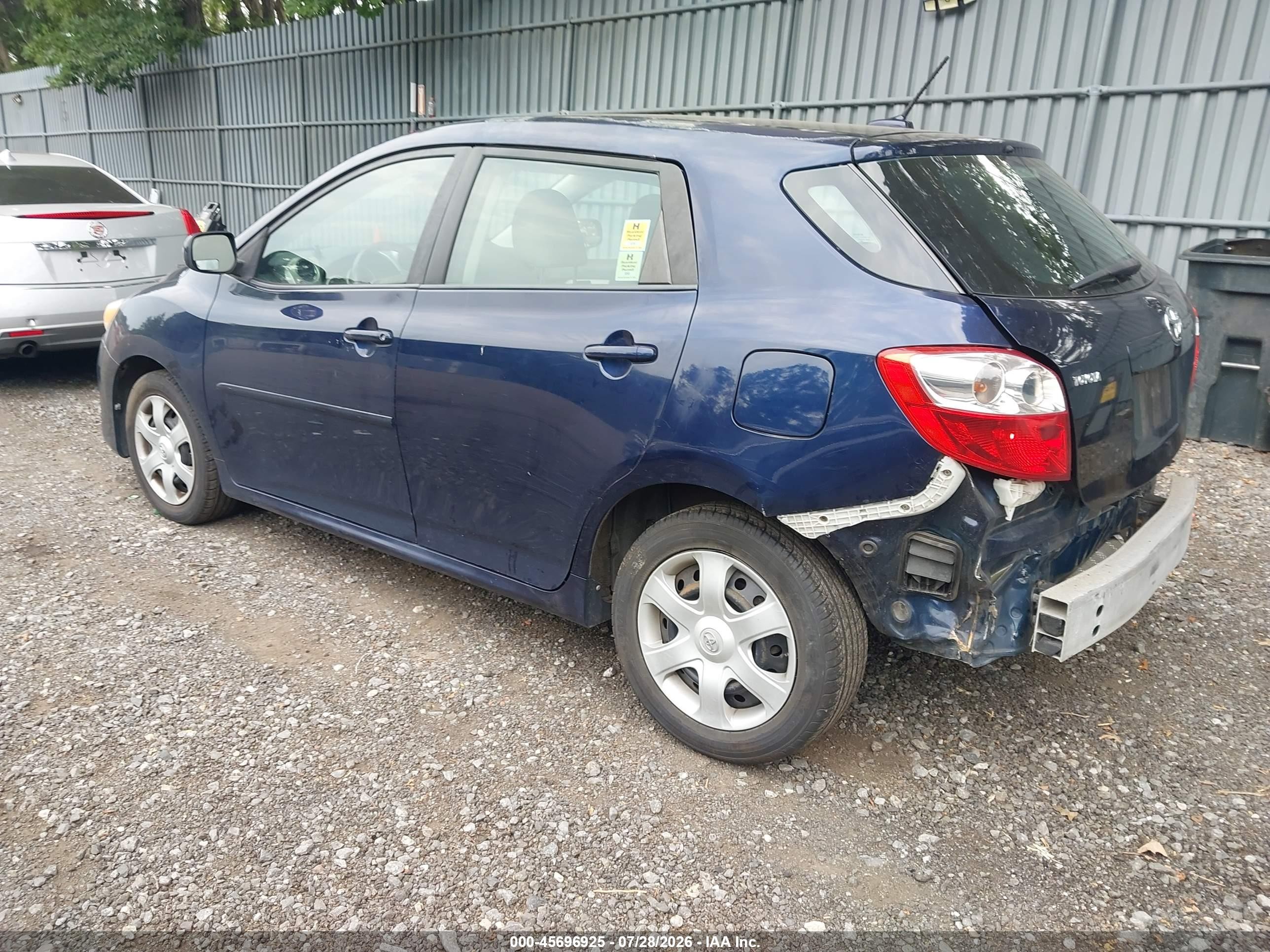 2010 Toyota Matrix Blue vin: 2T1KU4EE9AC254483